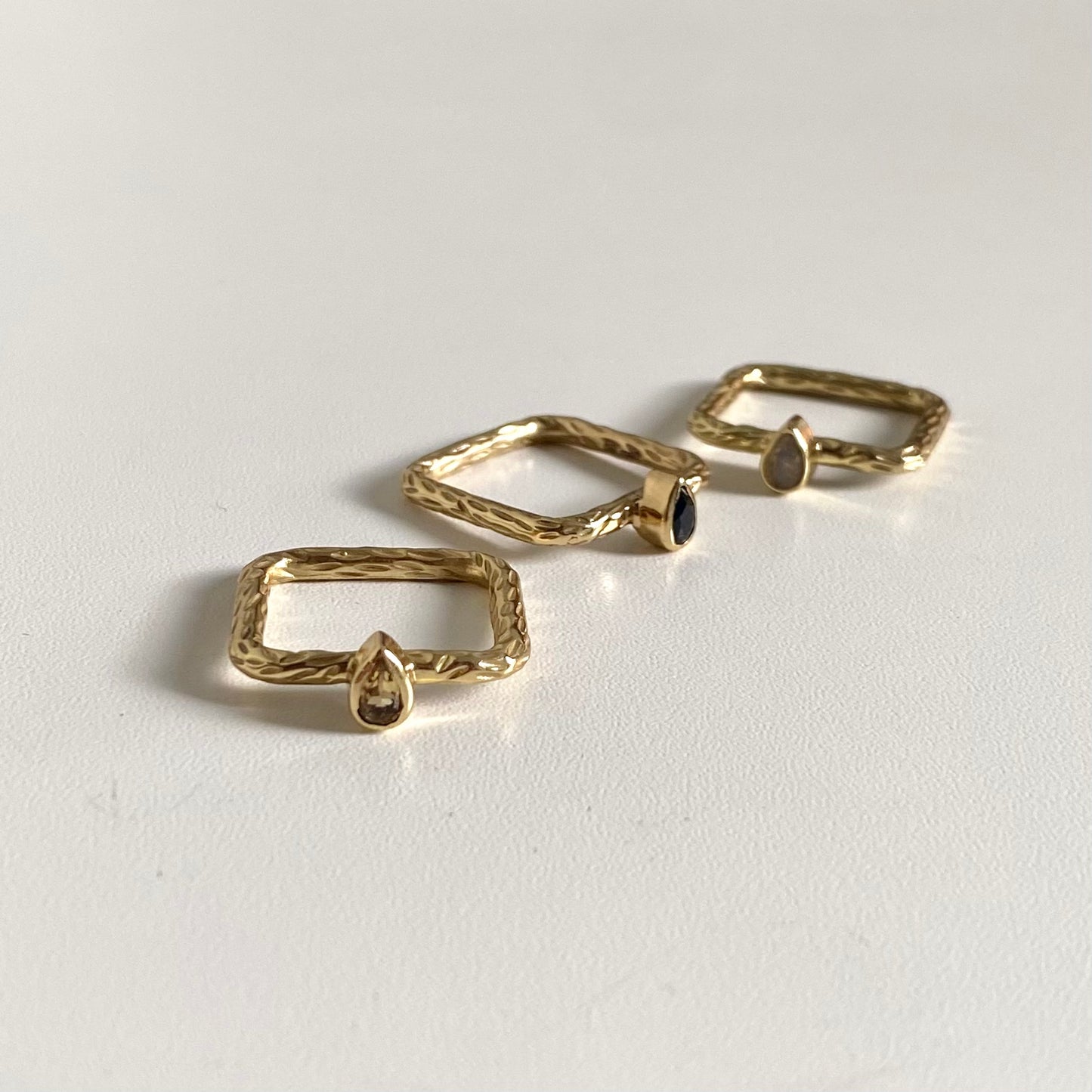 Brass square petit ring 3