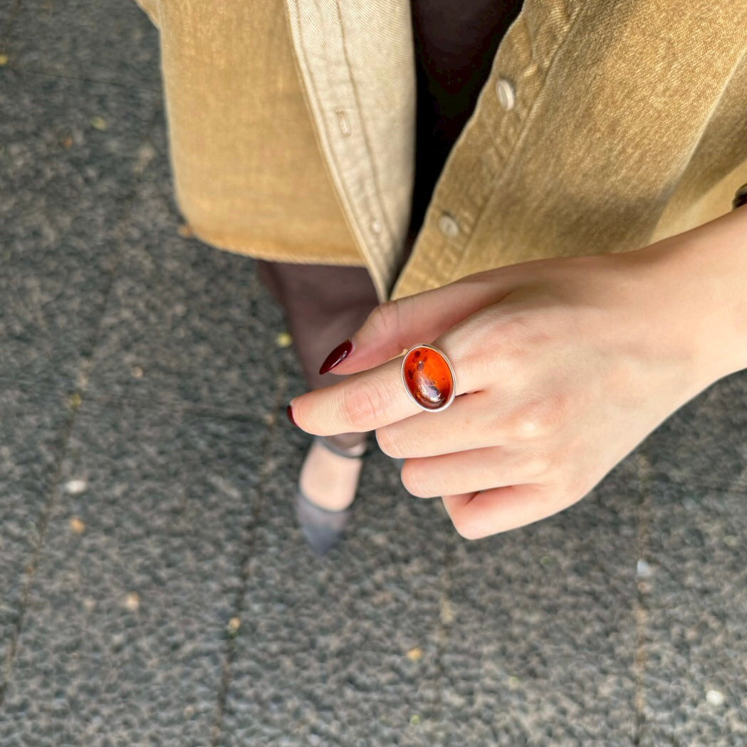 Amber design ring 3