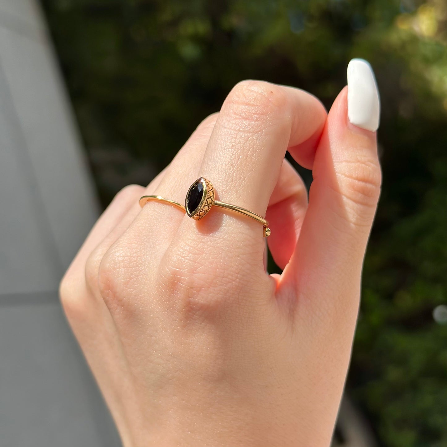 Brass petit ring 7