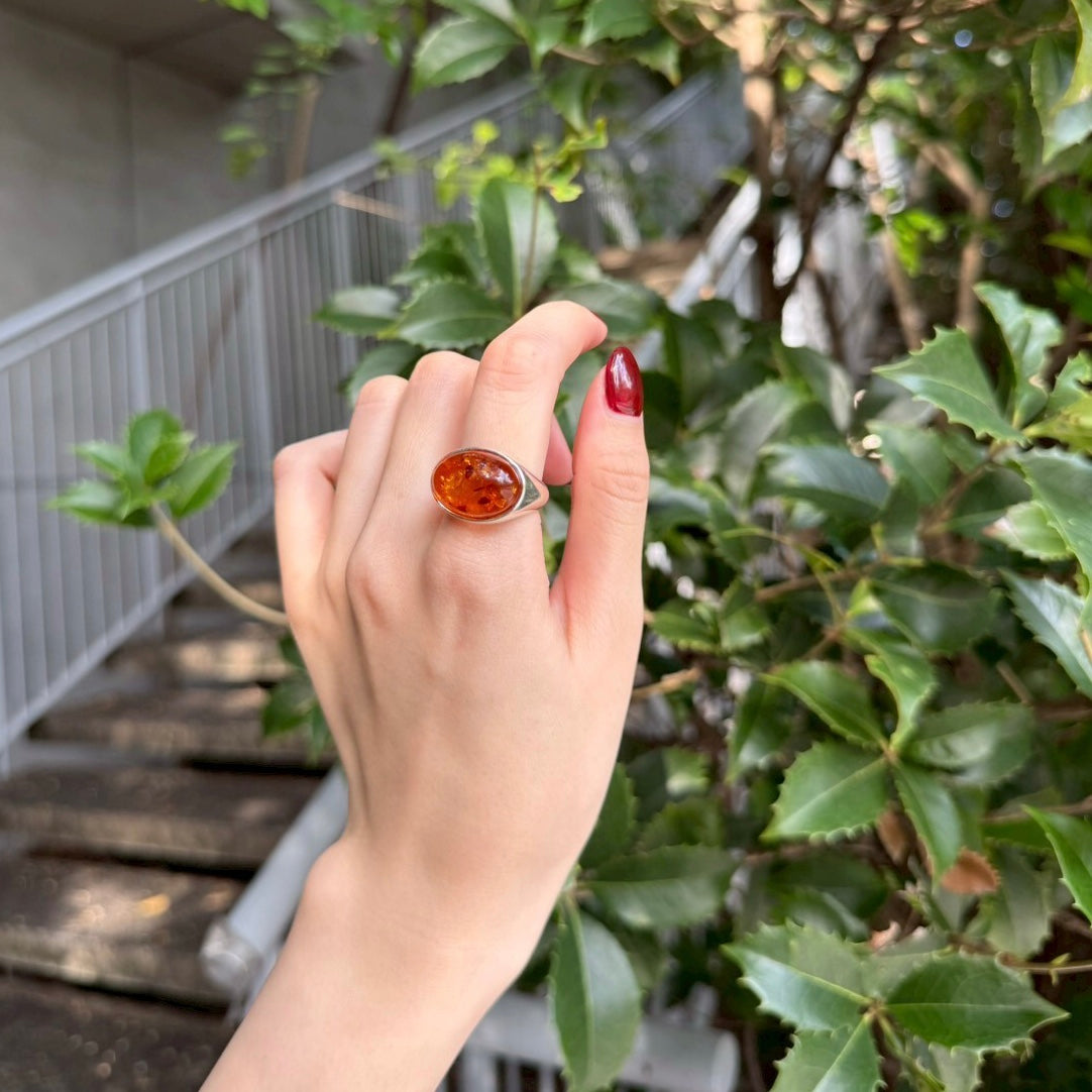 Amber design ring 3