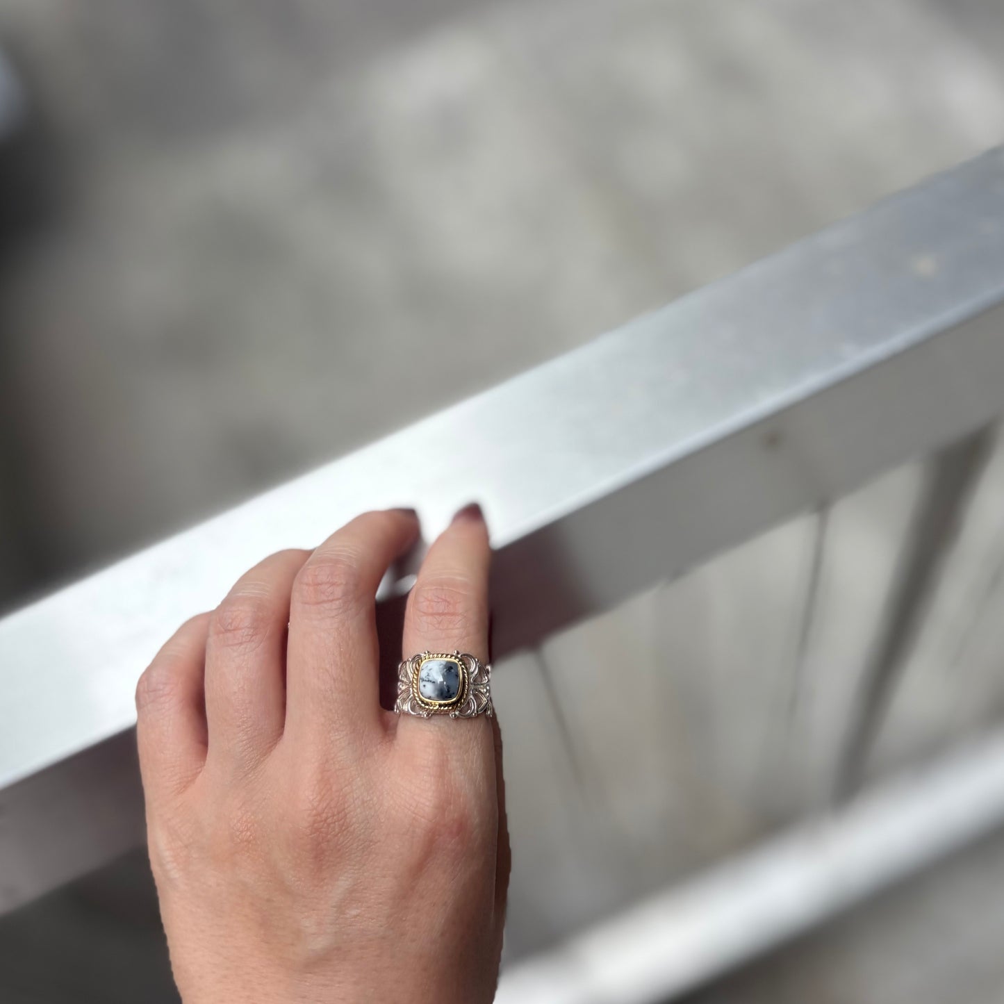 Connect ring〈 Black & White 〉