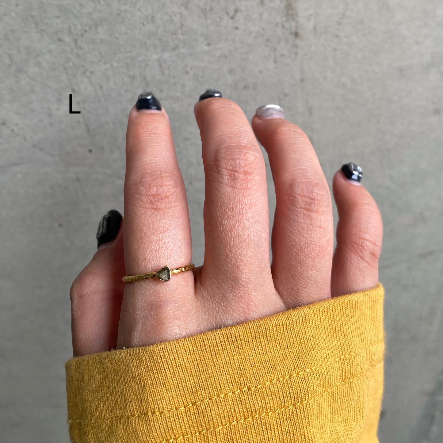 Brass petit ring〈brown〉