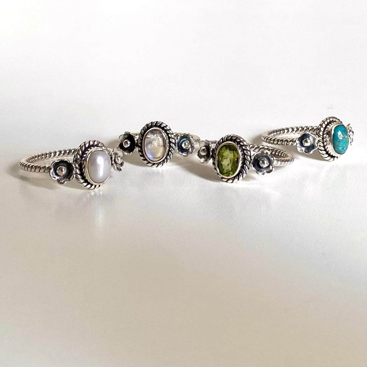 Flower design ring 9