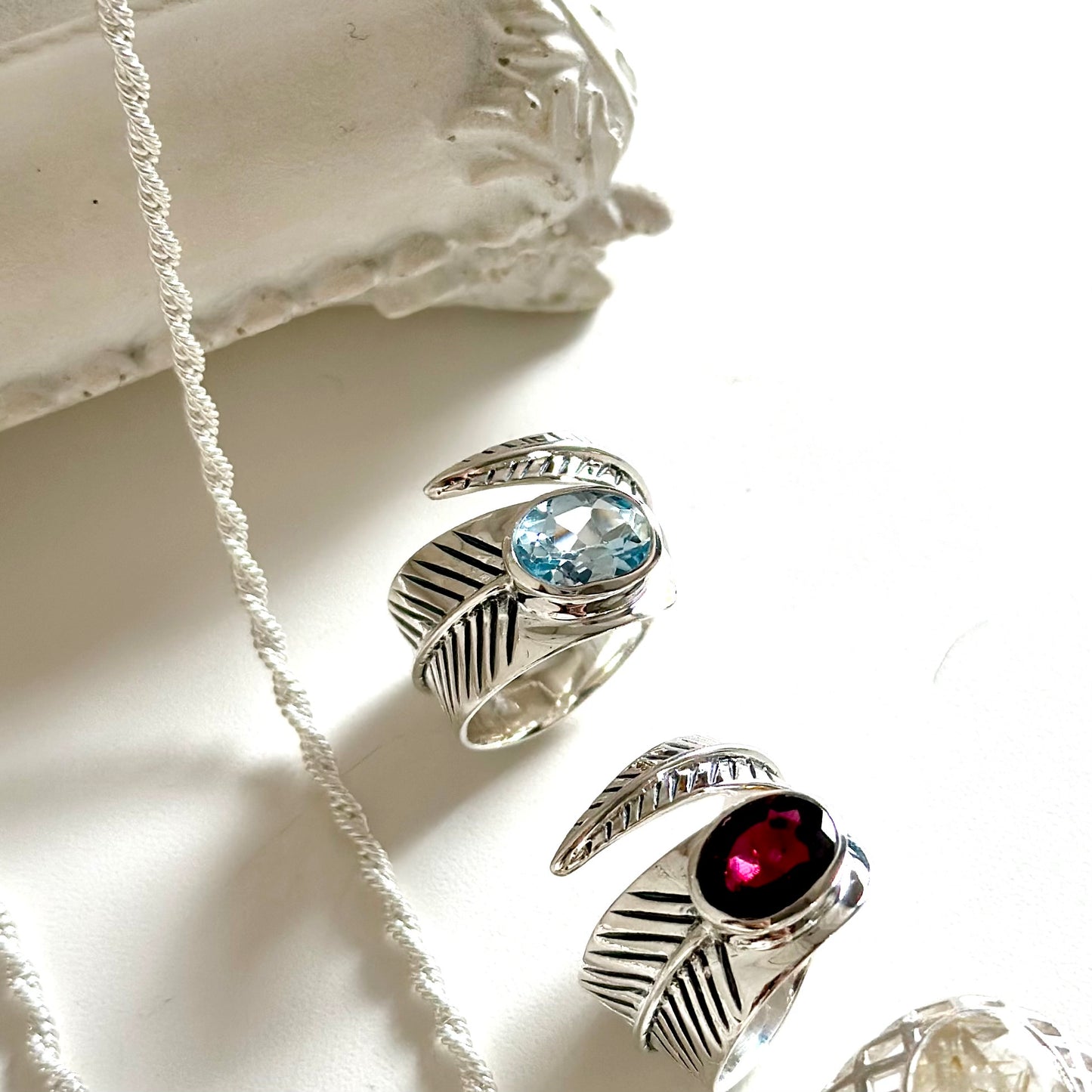 Feather design ring 2