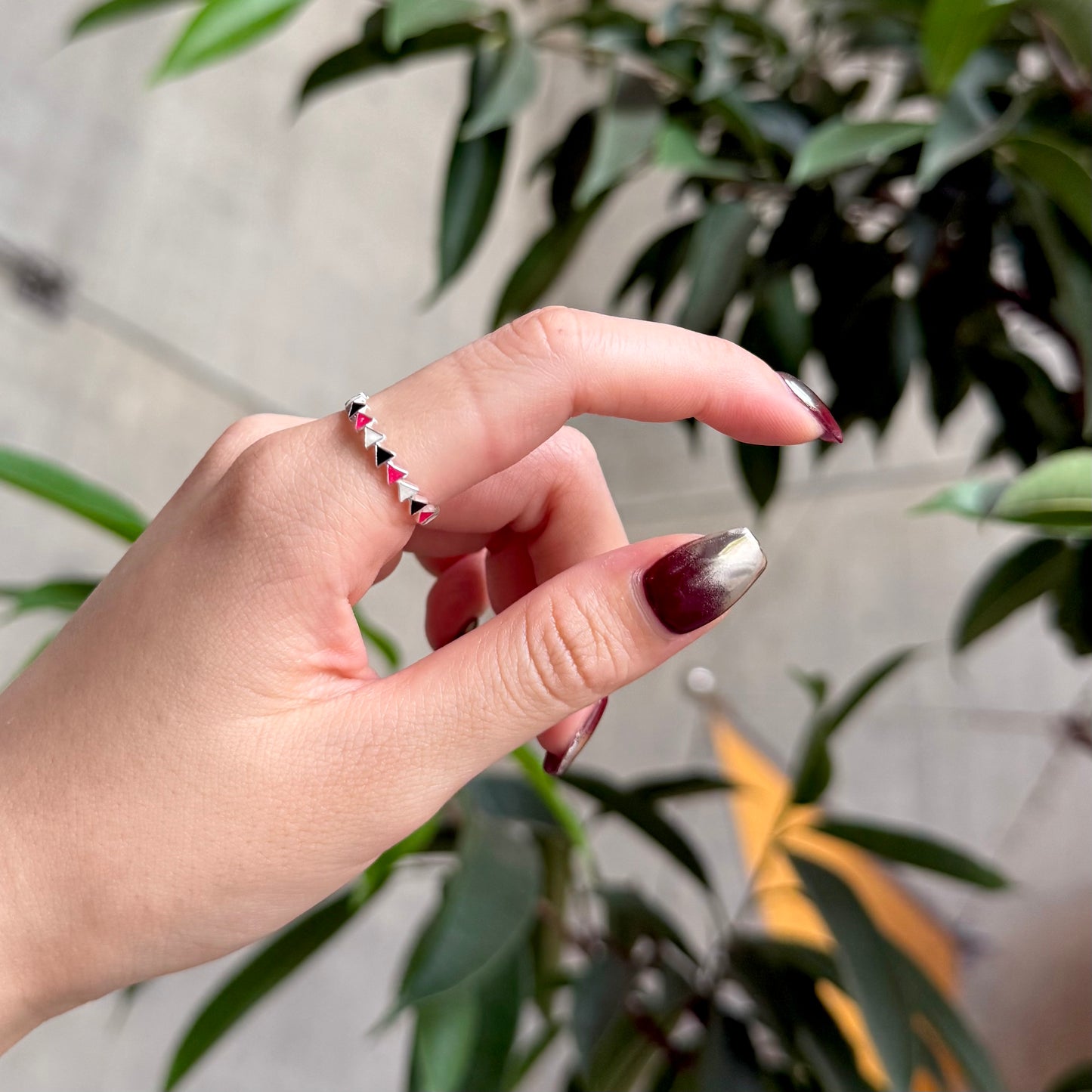 【オンライン先行】Triangle enamel ring 3