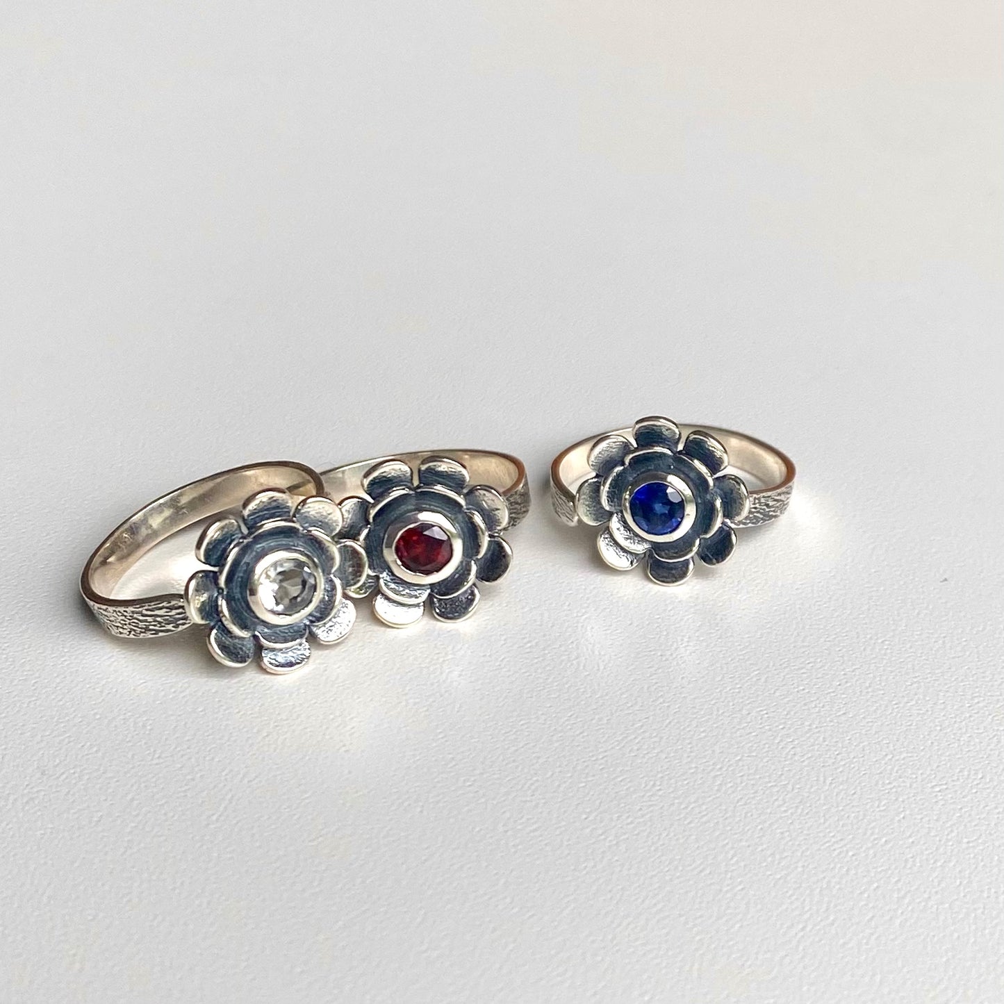 Flower design ring 3