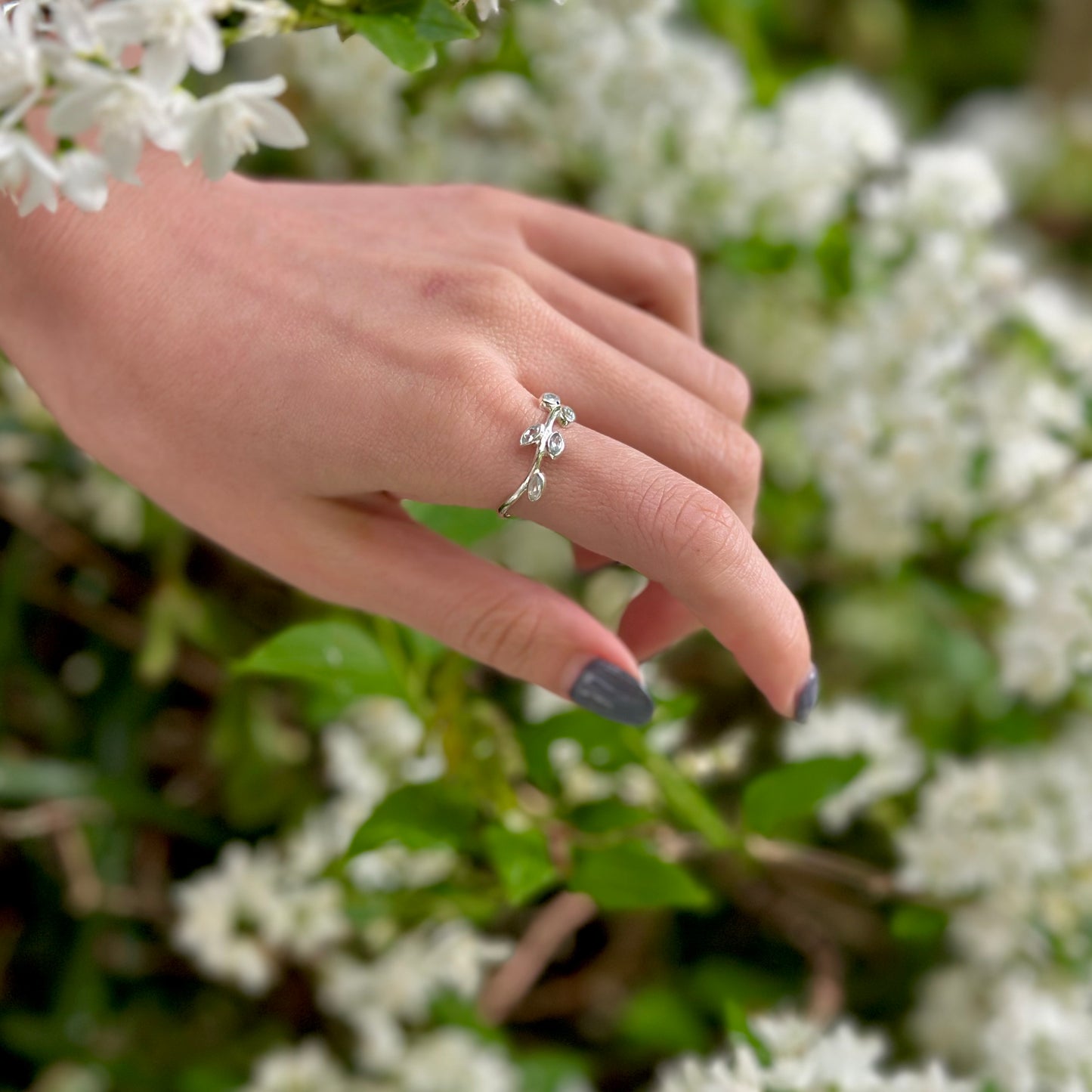 Leaf design ring