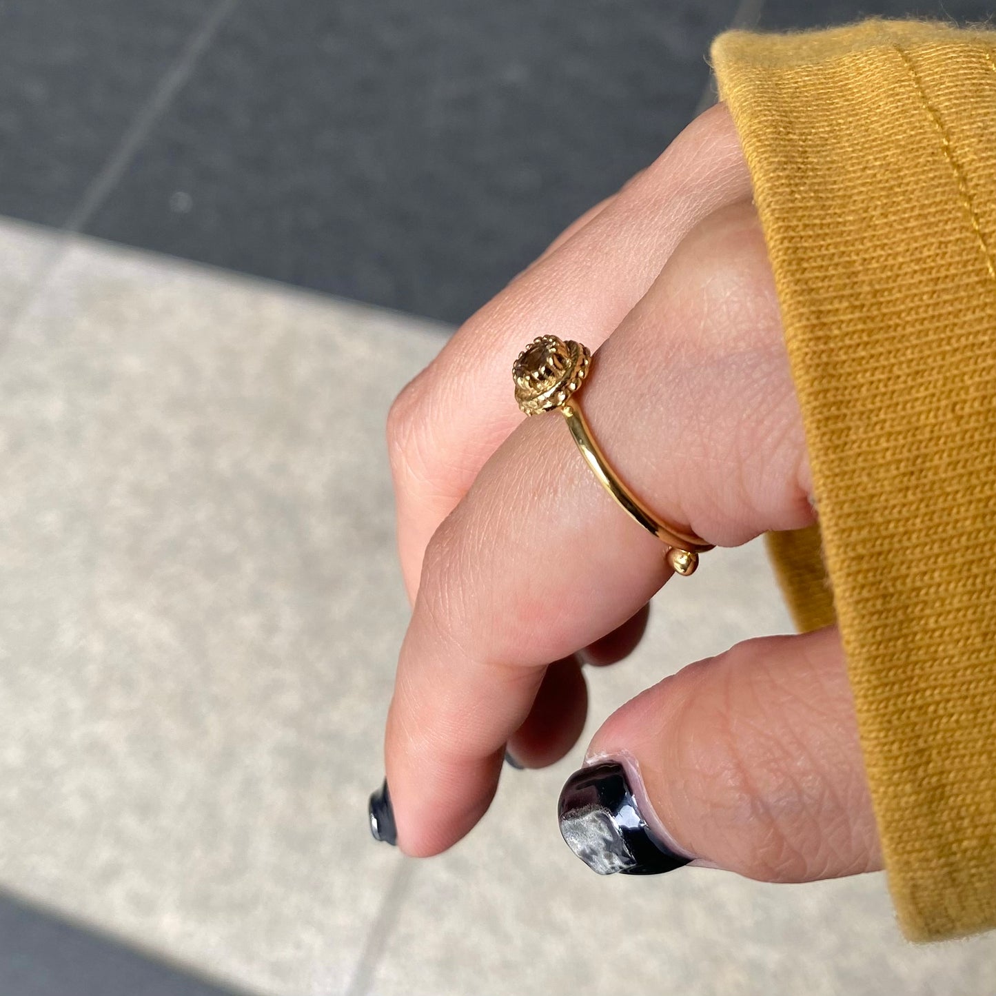 Brass petit ring〈brown〉