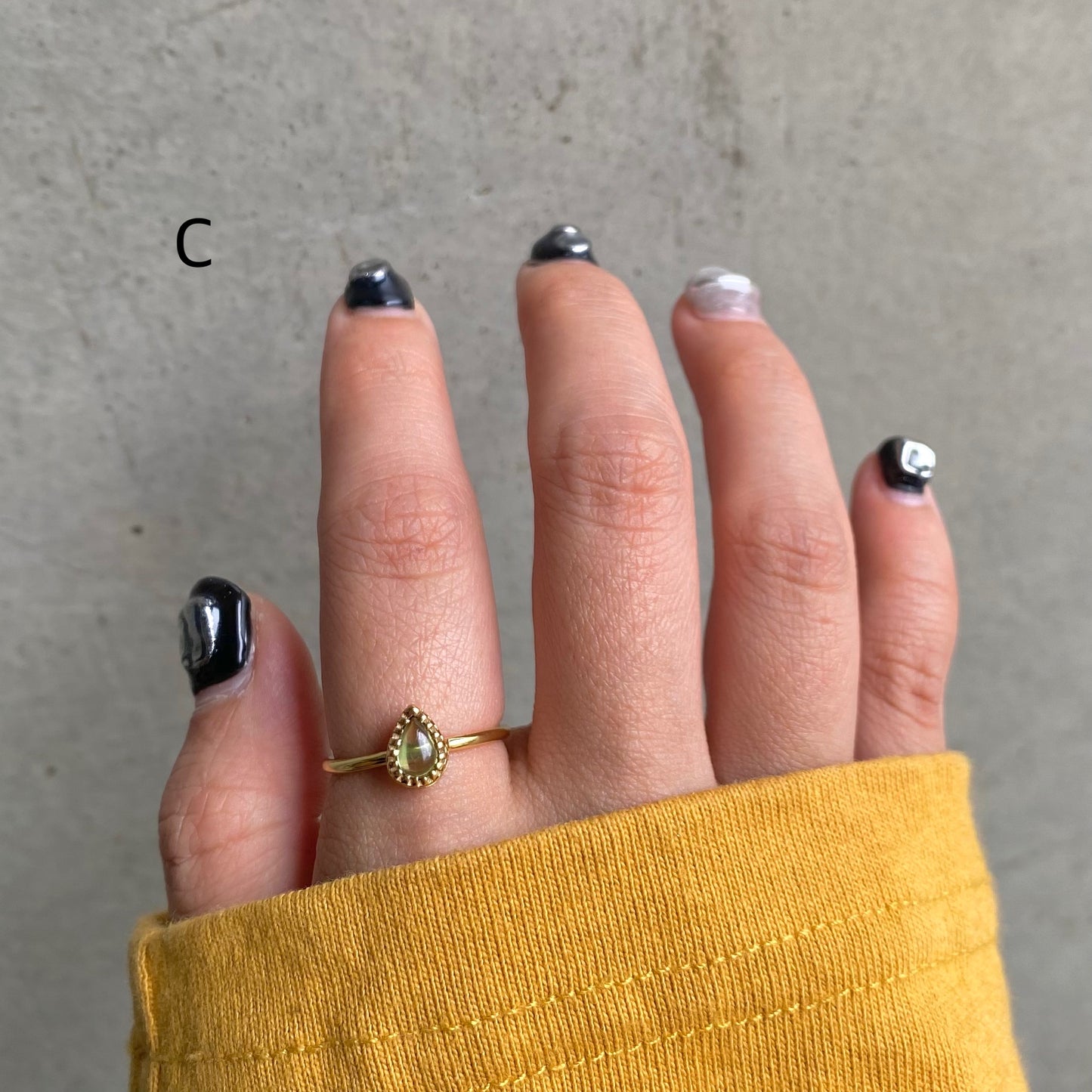 Brass petit ring〈green〉