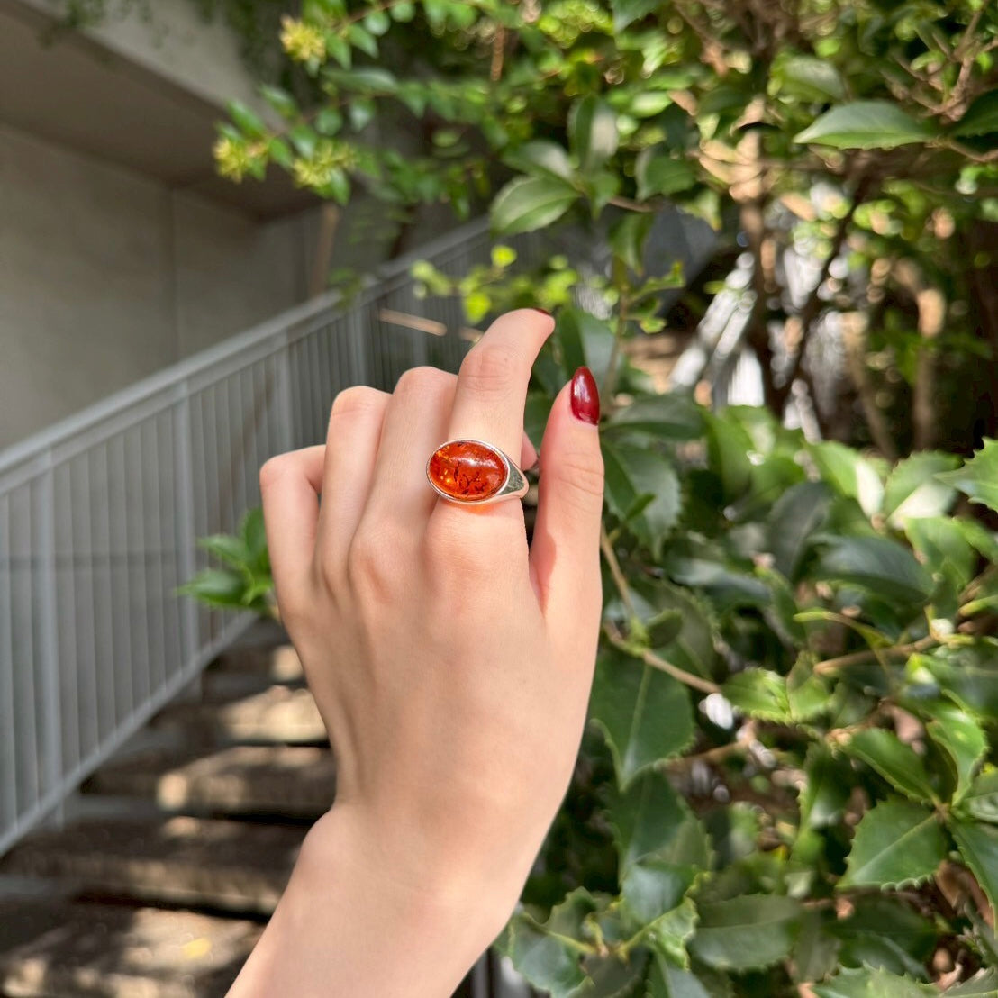 Amber design ring 3