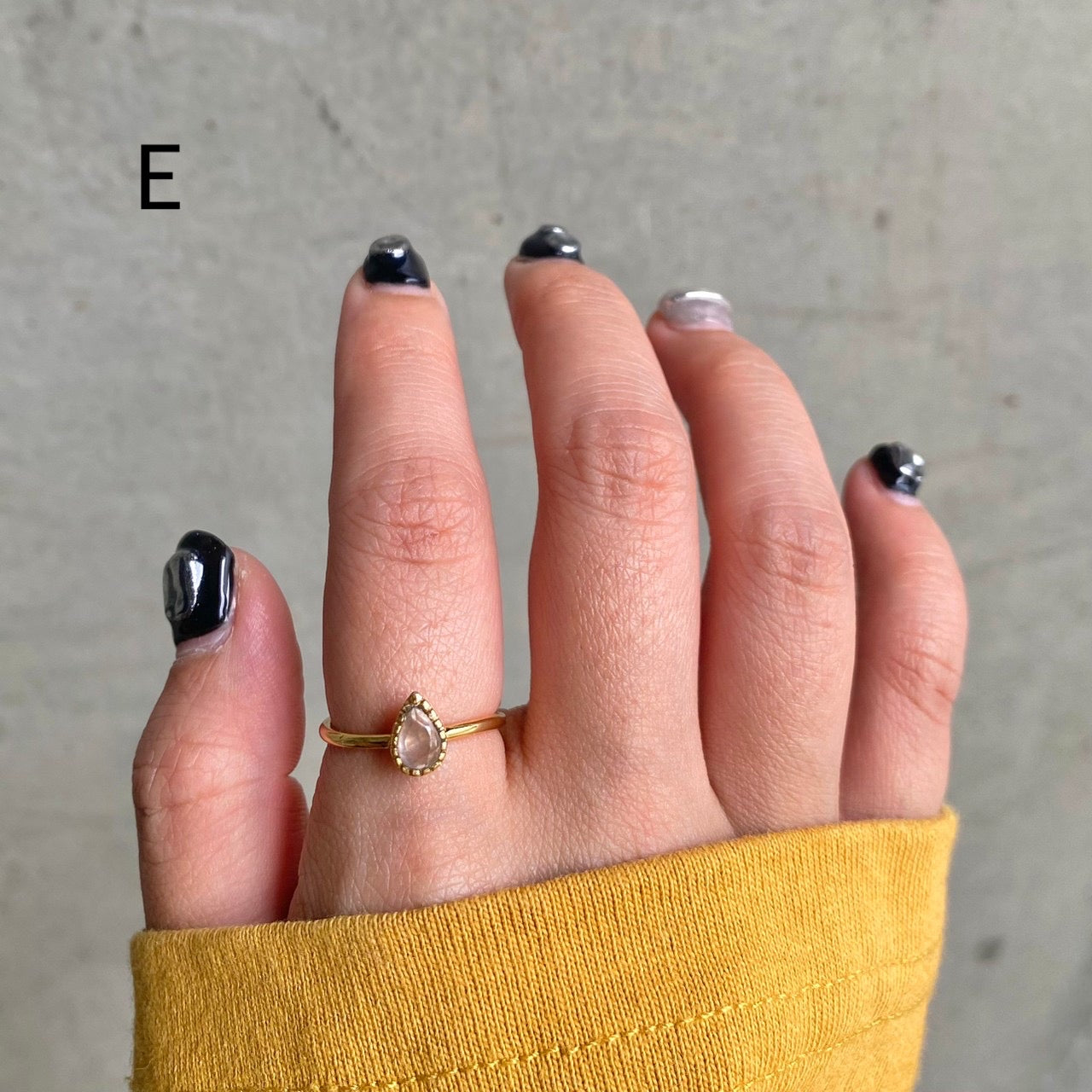 Brass petit ring〈pink/red〉