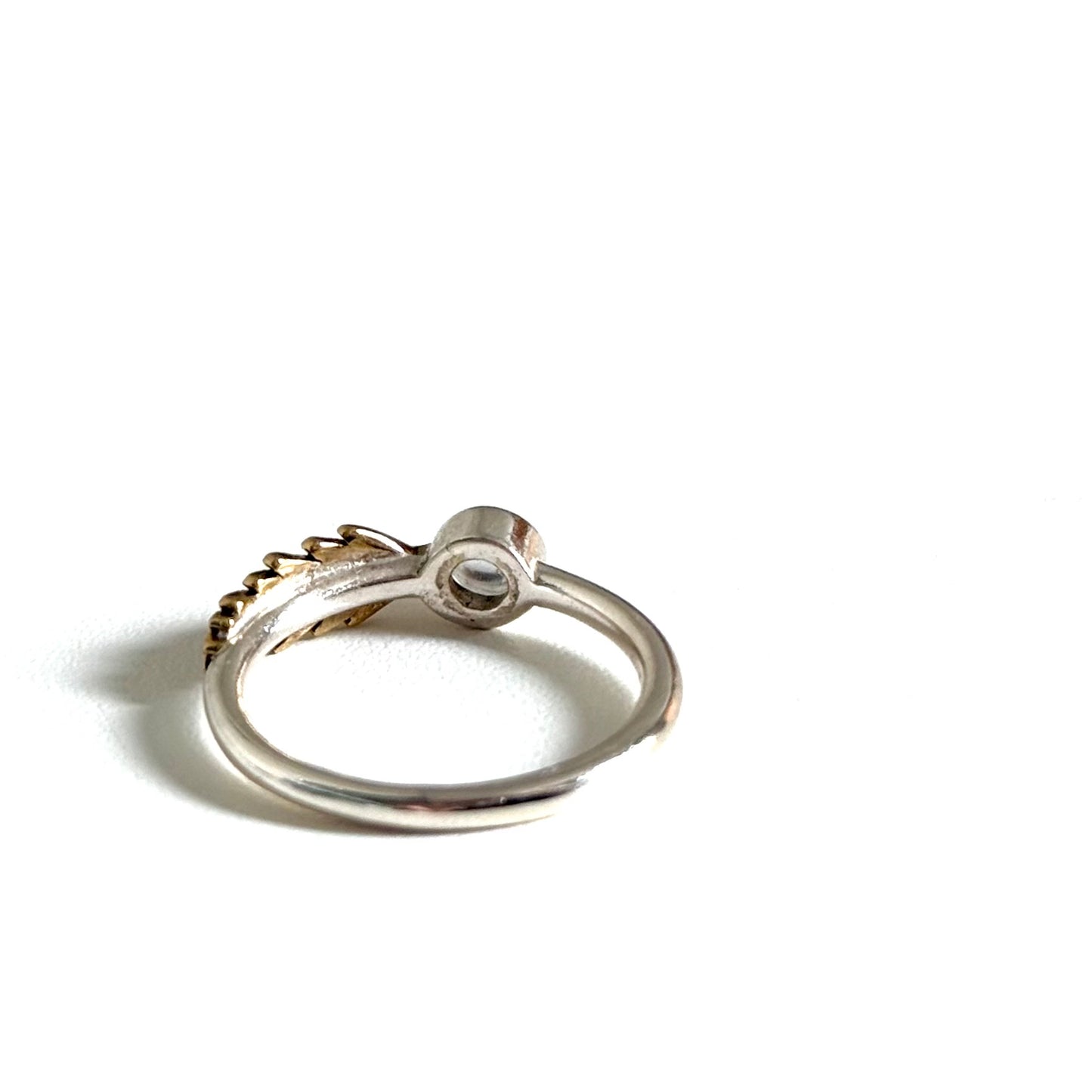 Feather design ring 1