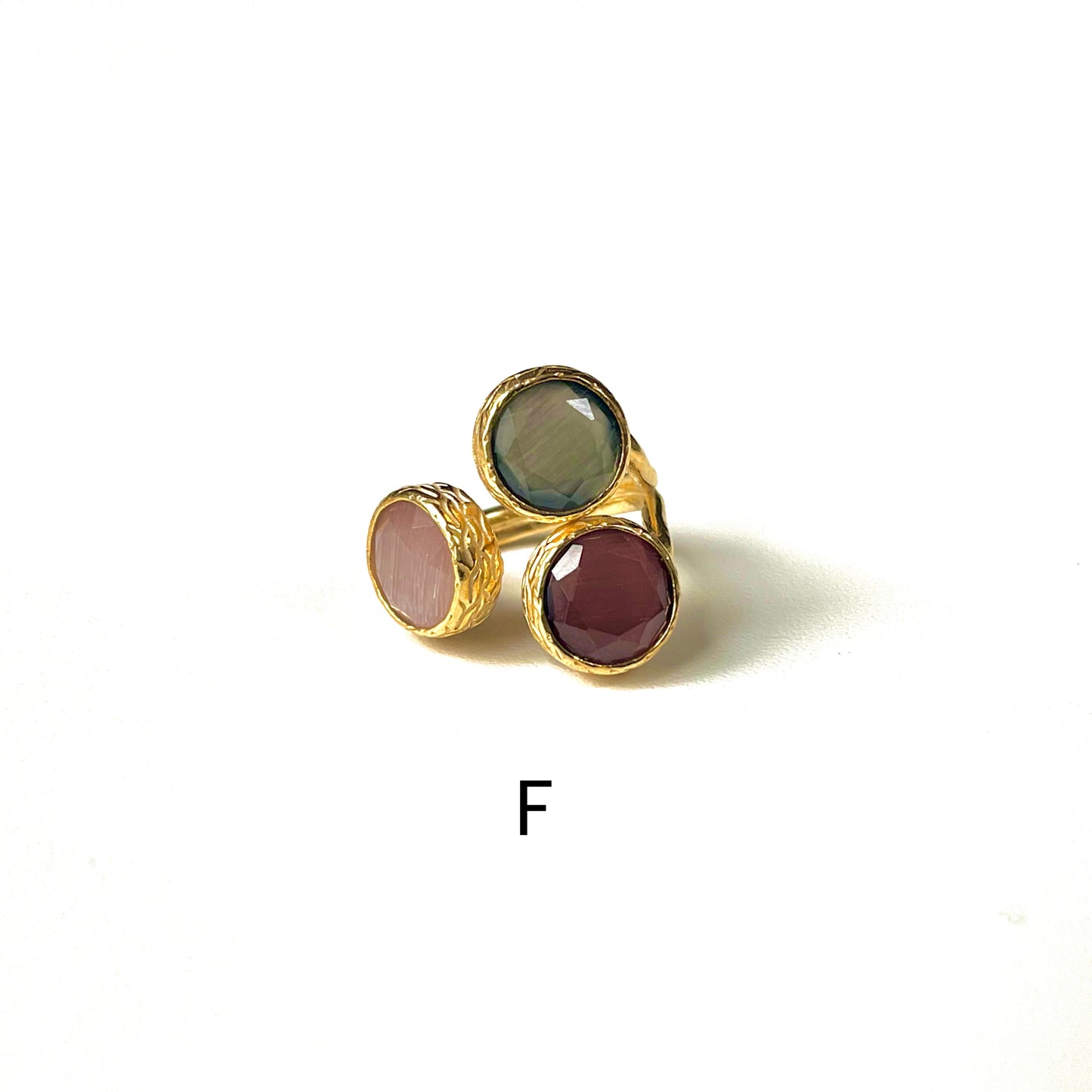 Glass 3stone ring