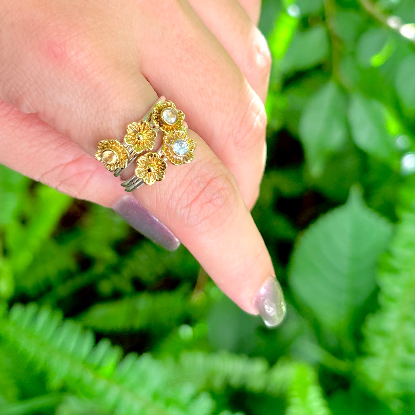Flower stacking ring