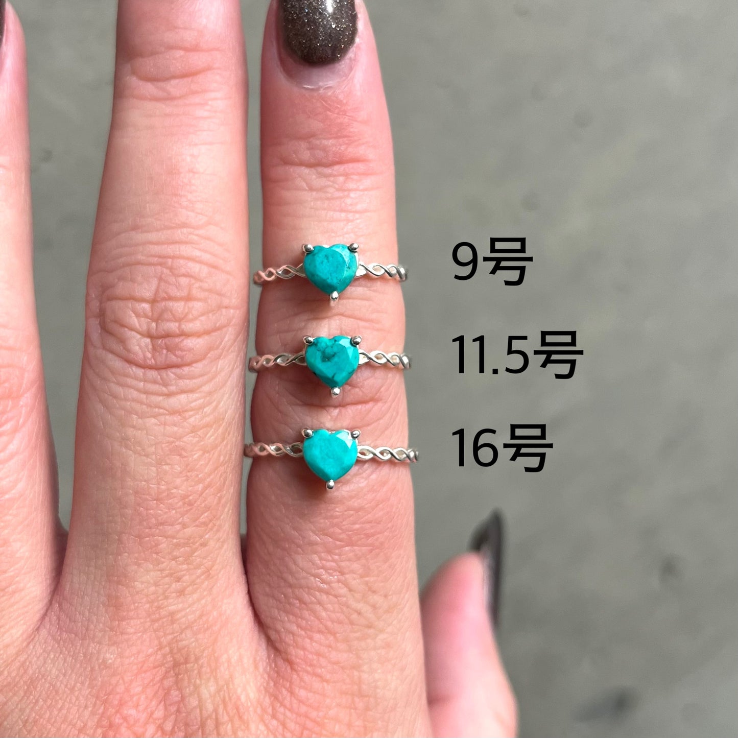Heart petit ring 3