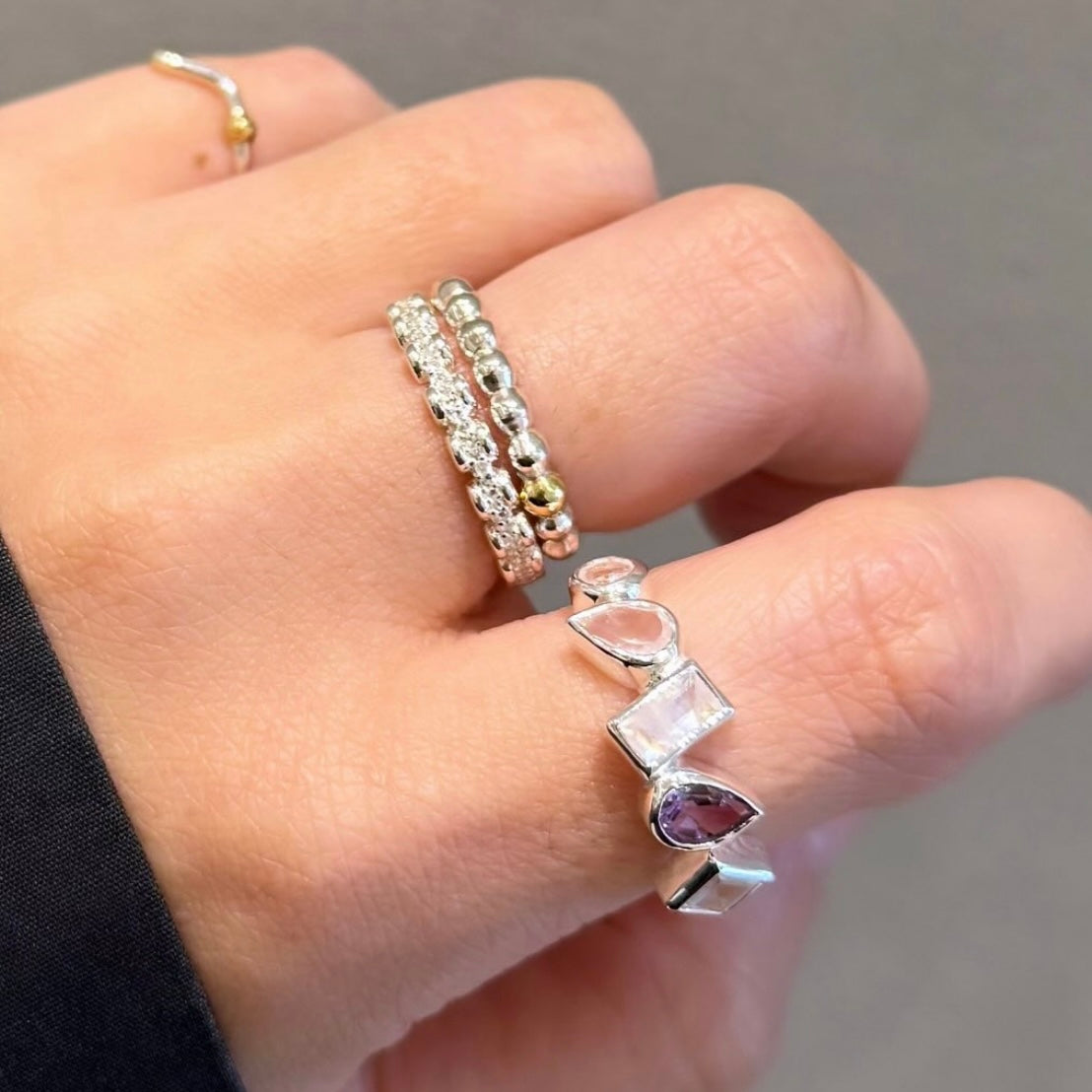 5stone ring 4