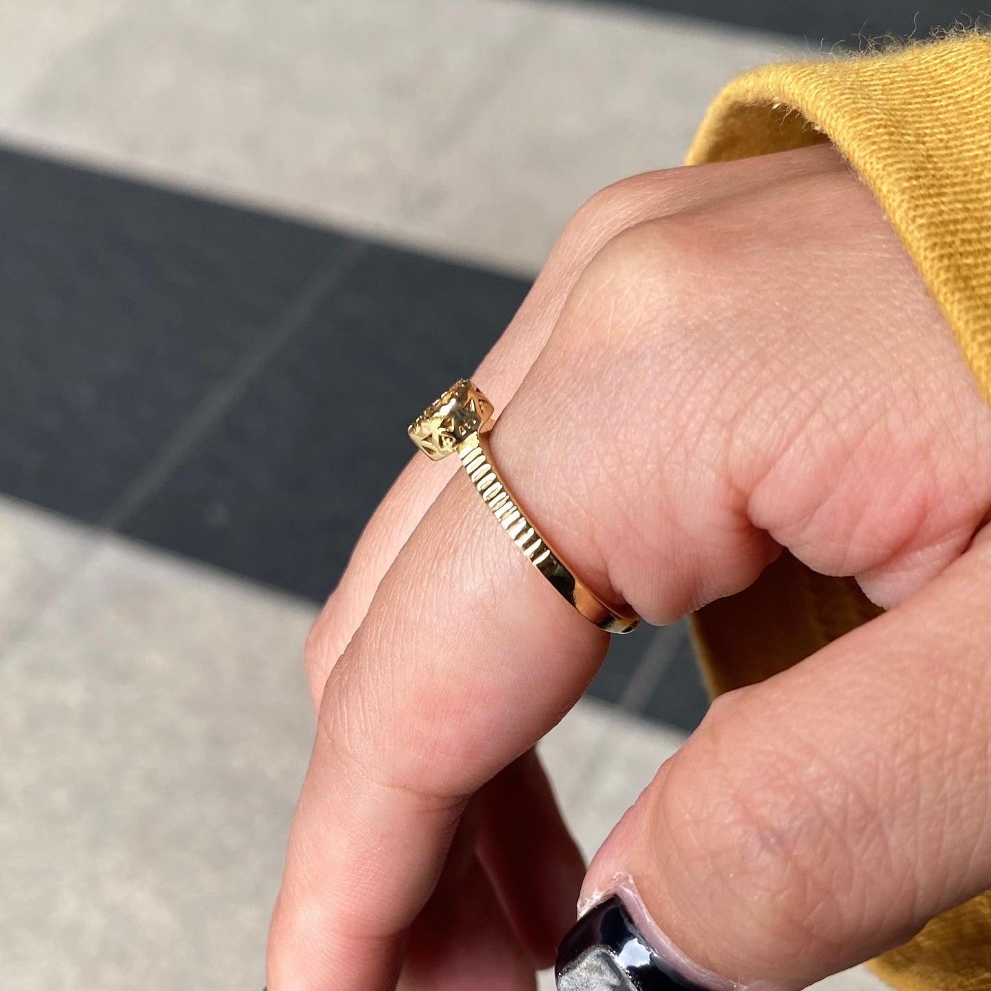 Brass petit ring〈yellow〉