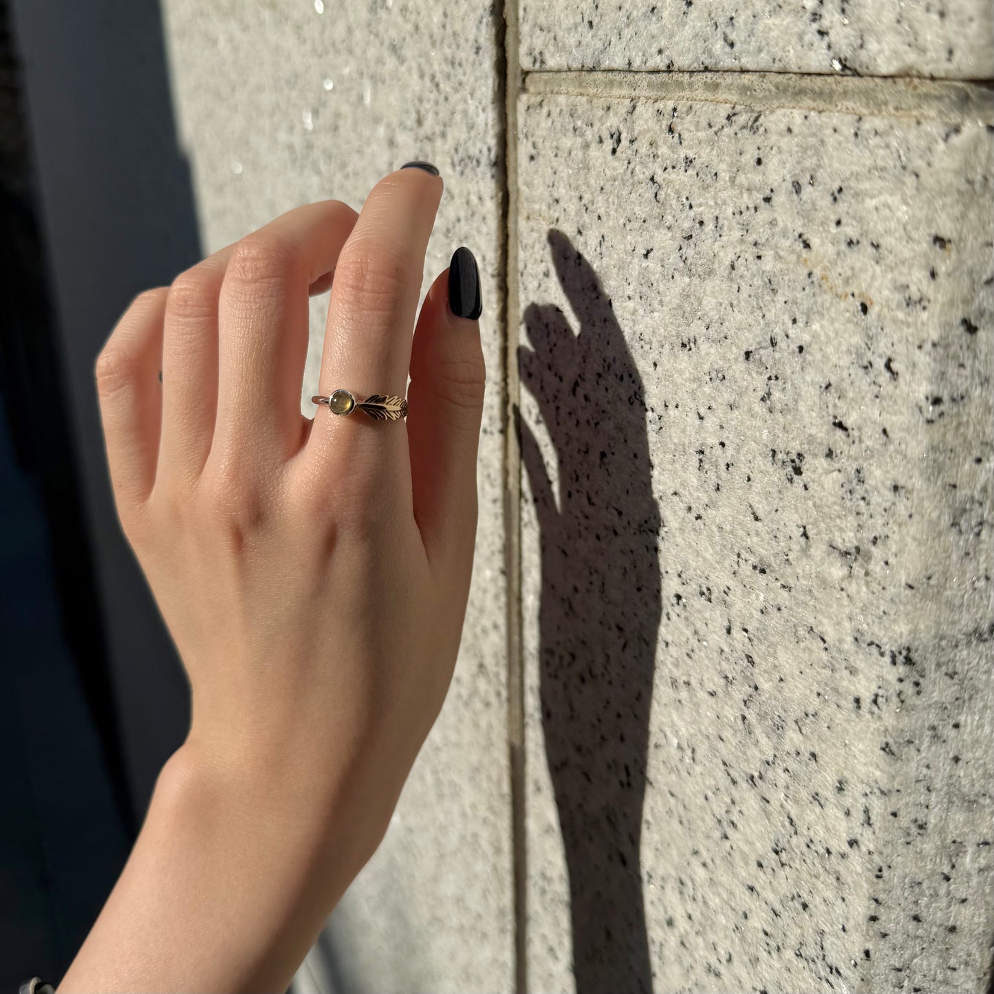 Feather design ring 1