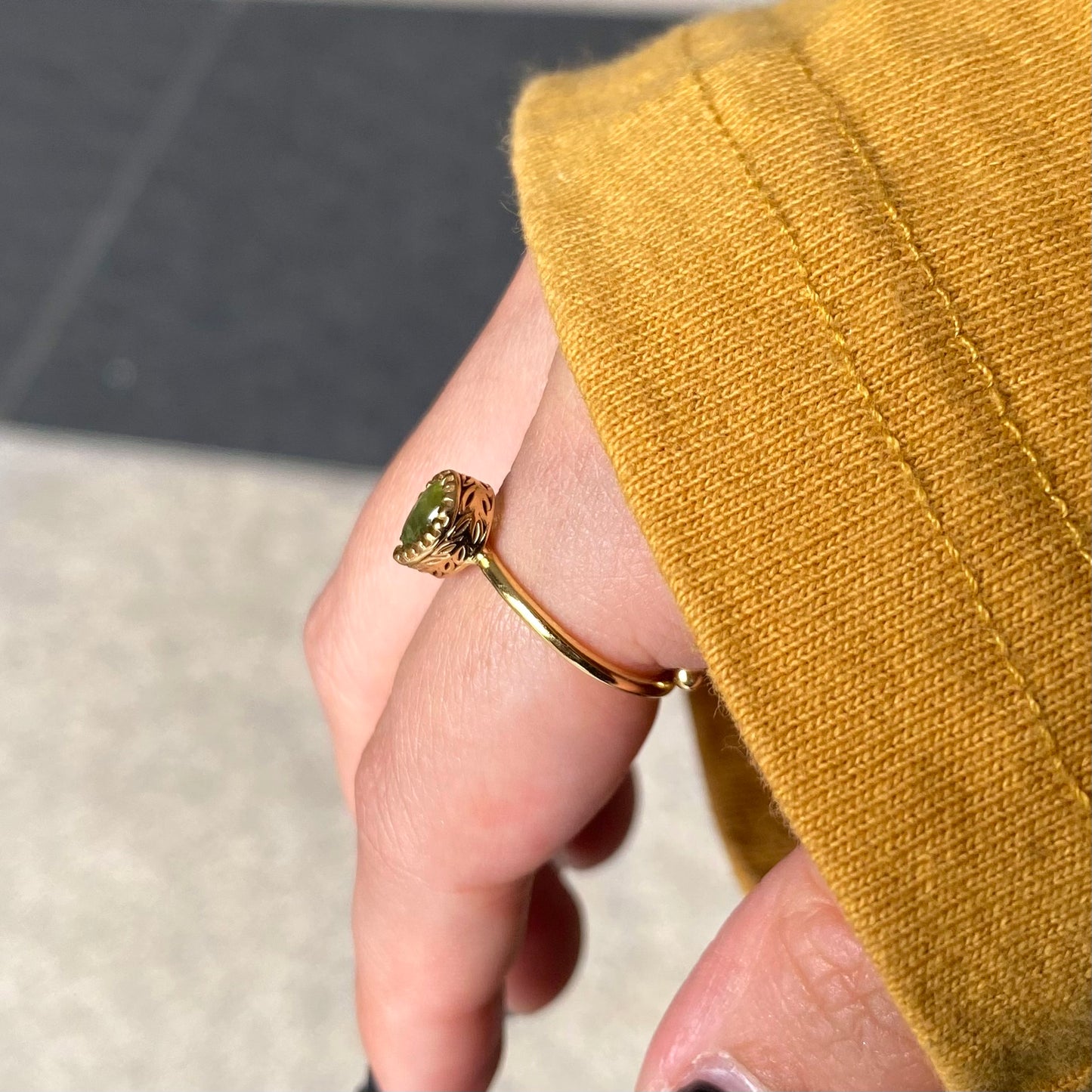 Brass petit ring〈green〉