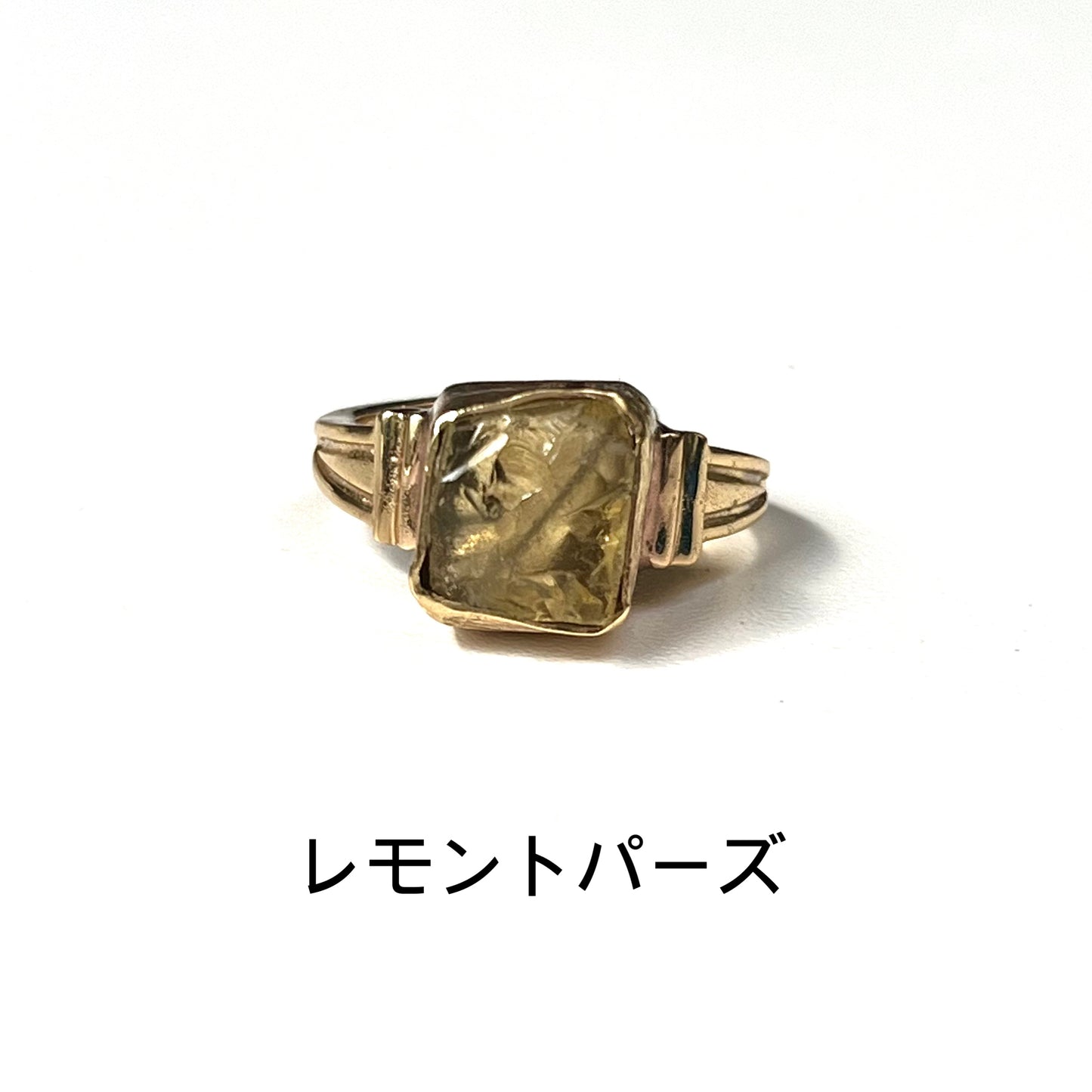 Brass design ring 4