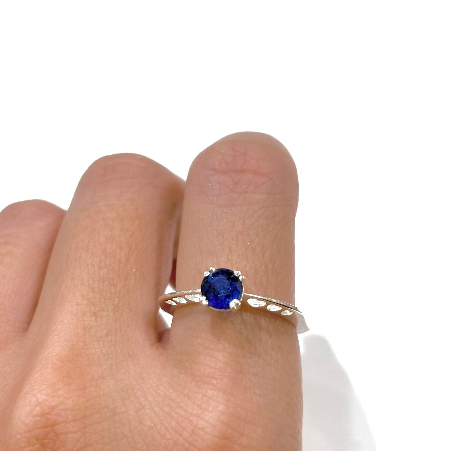 Heart design ring 〈Kyanite〉