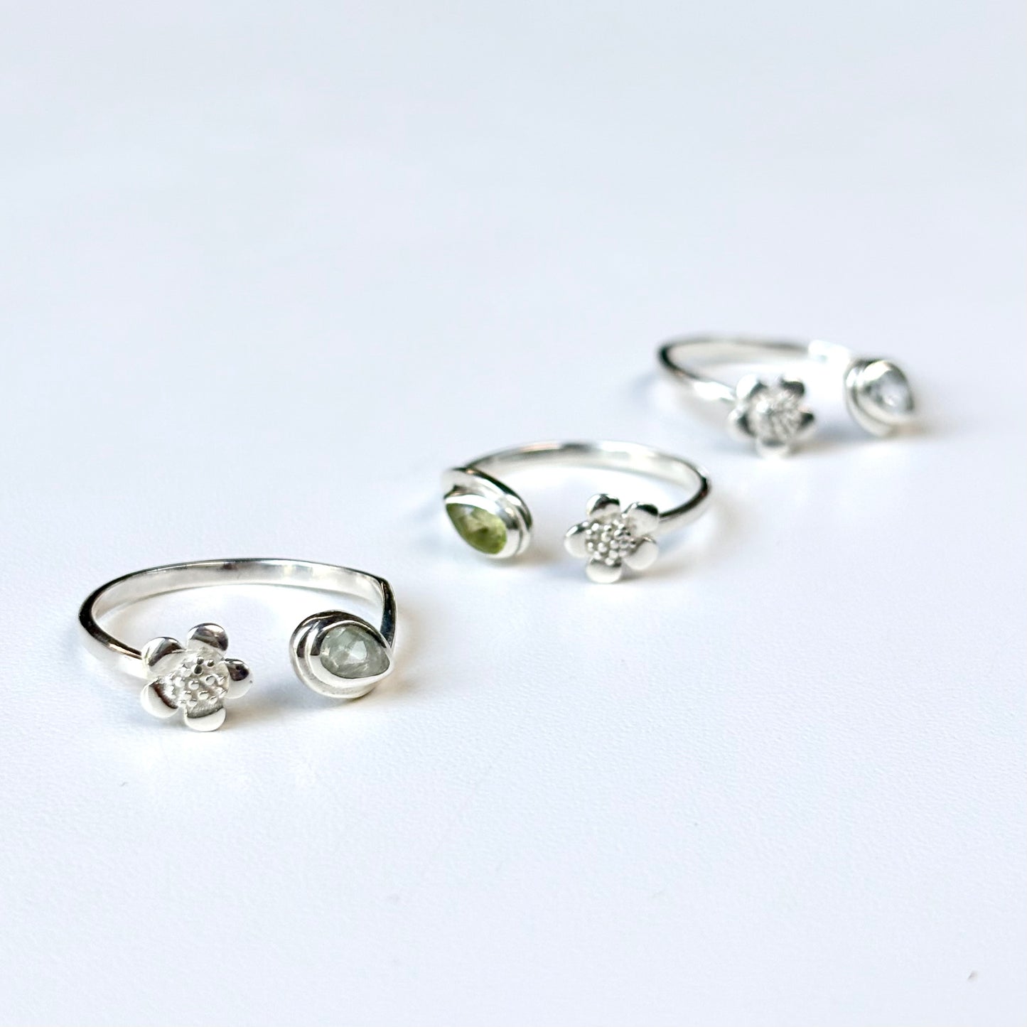 Flower design ring 15