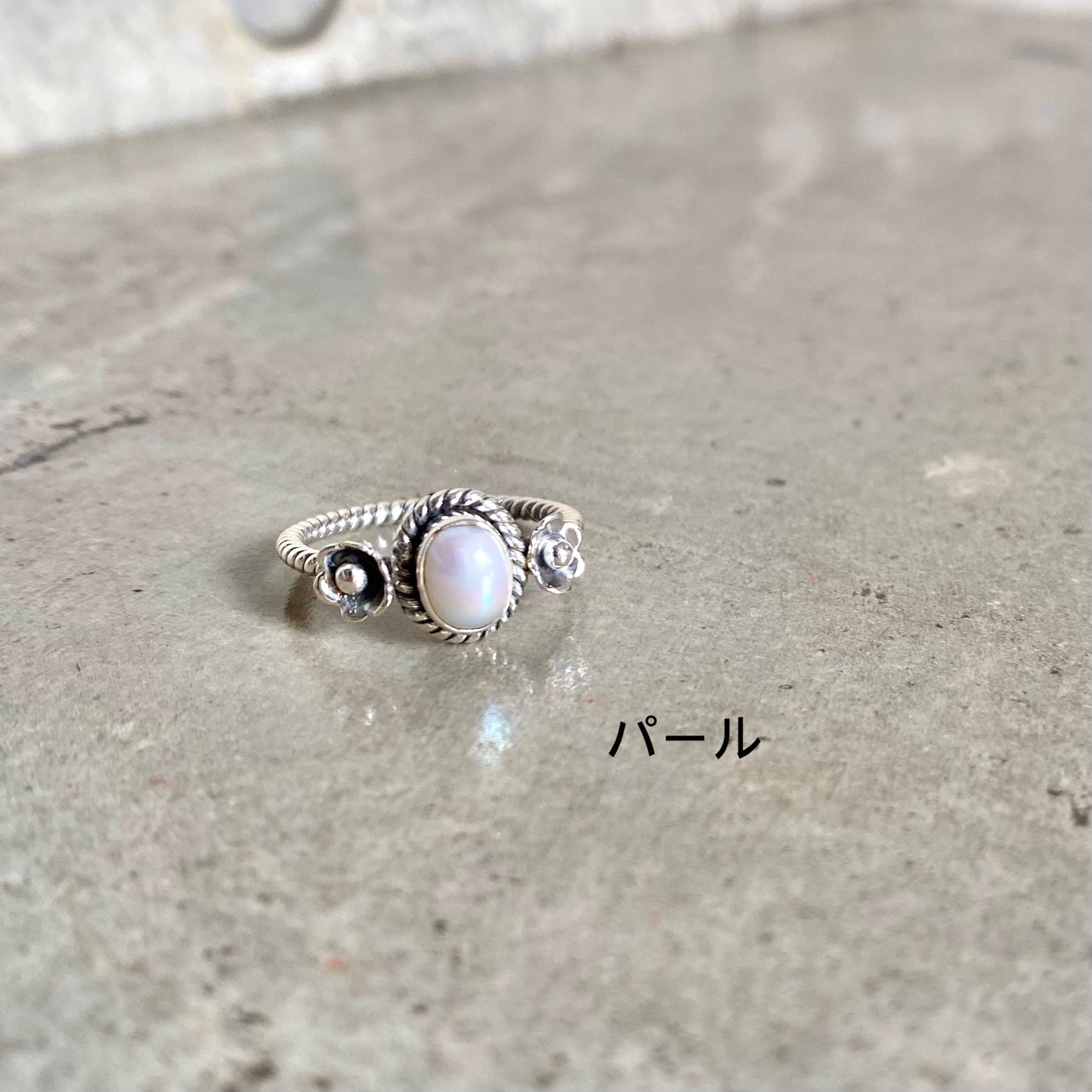 Flower design ring 9