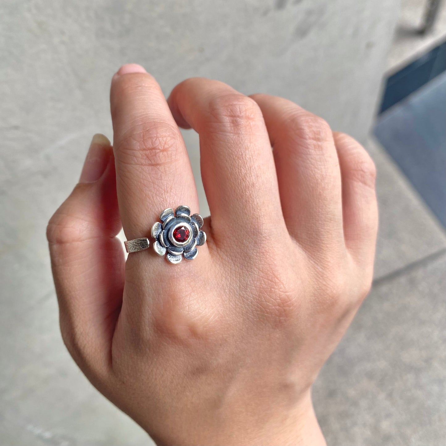 Flower design ring 3
