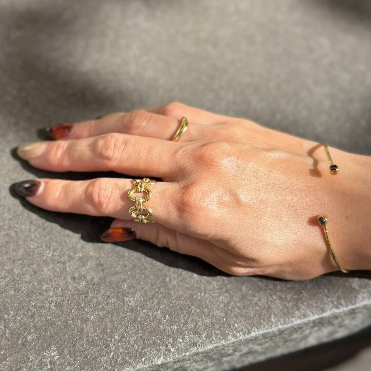 Brass plain ring 24