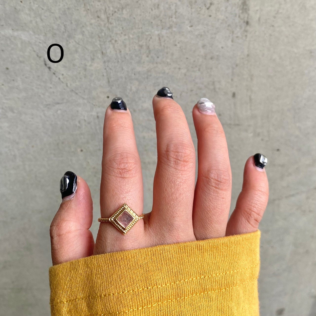 Brass petit ring〈pink/red〉