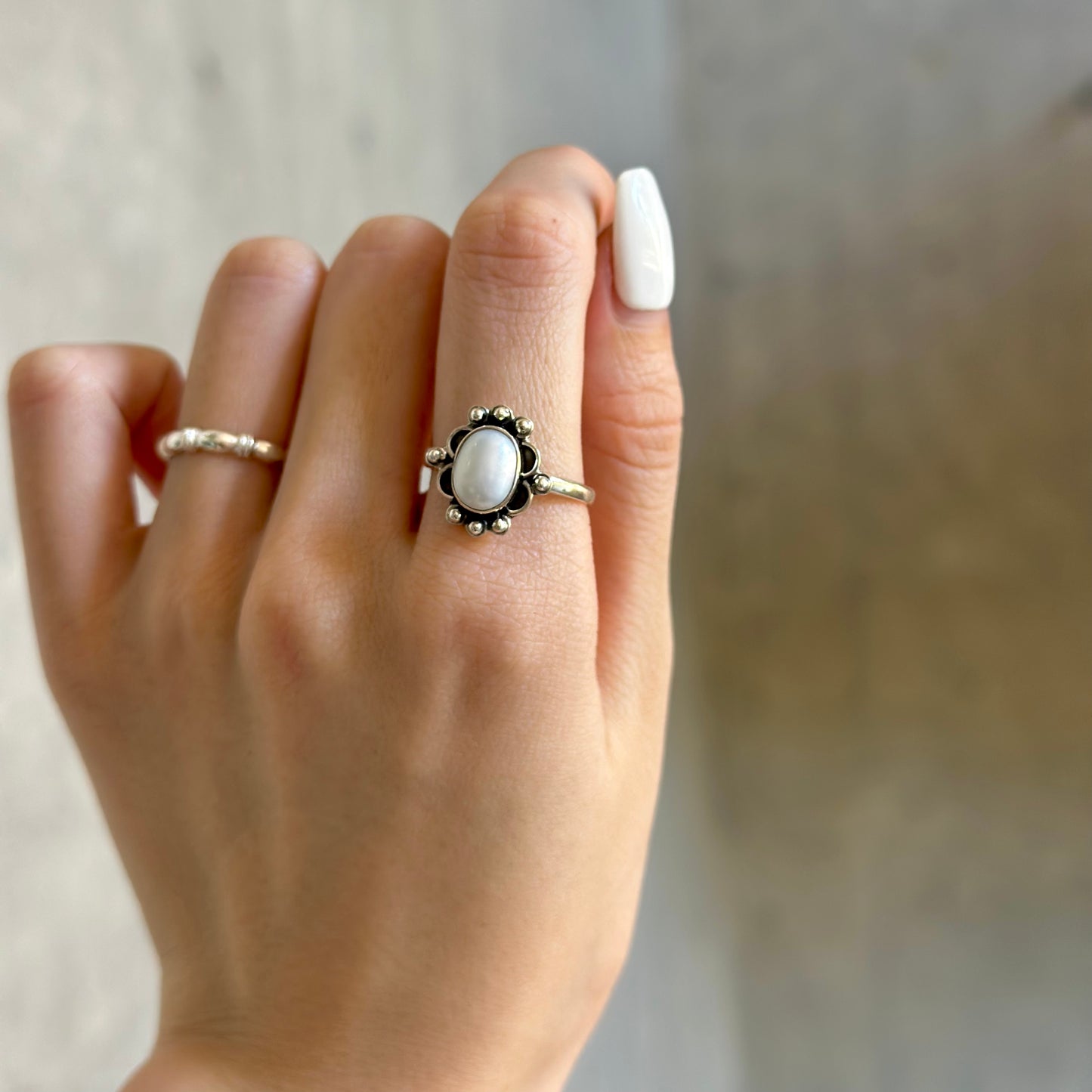 Pearl design ring 8