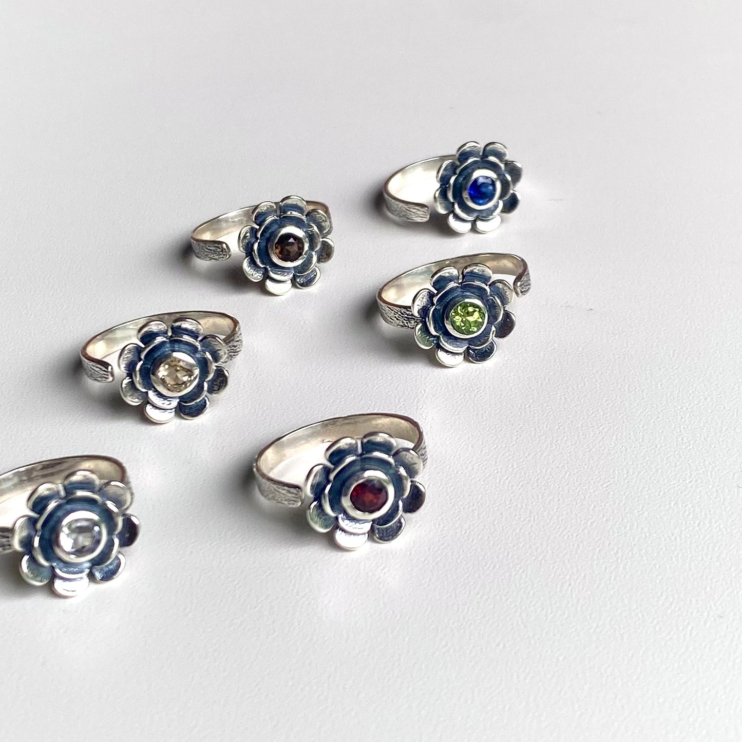 Flower design ring 3