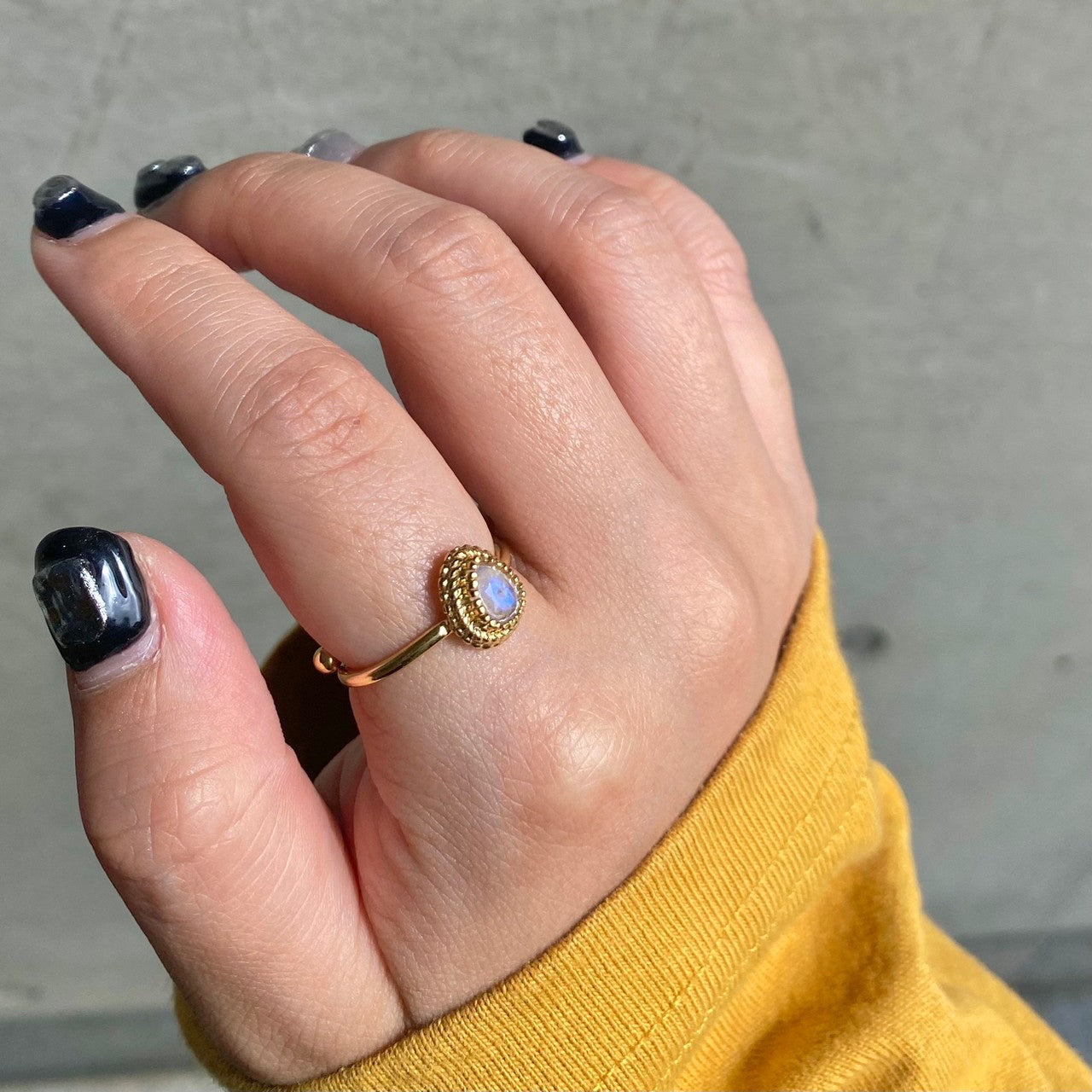 Brass petit ring〈white〉