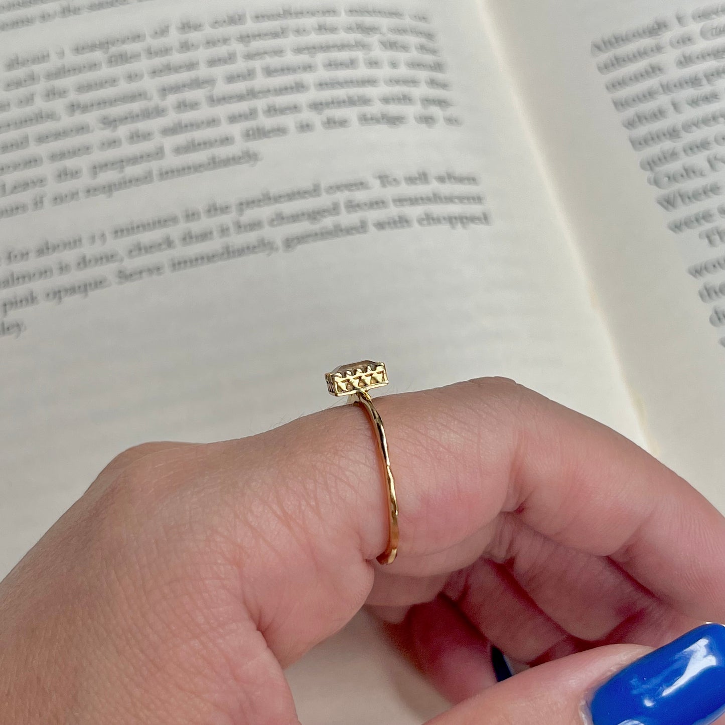 Brass petit ring 32