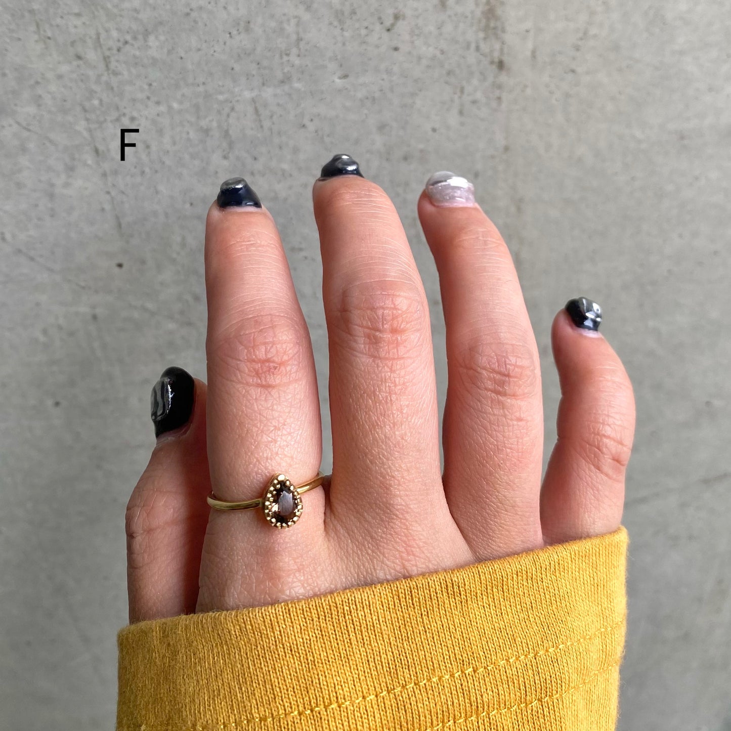 Brass petit ring〈brown〉