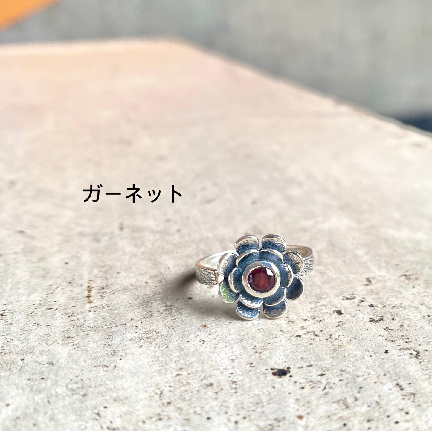 Flower design ring 3