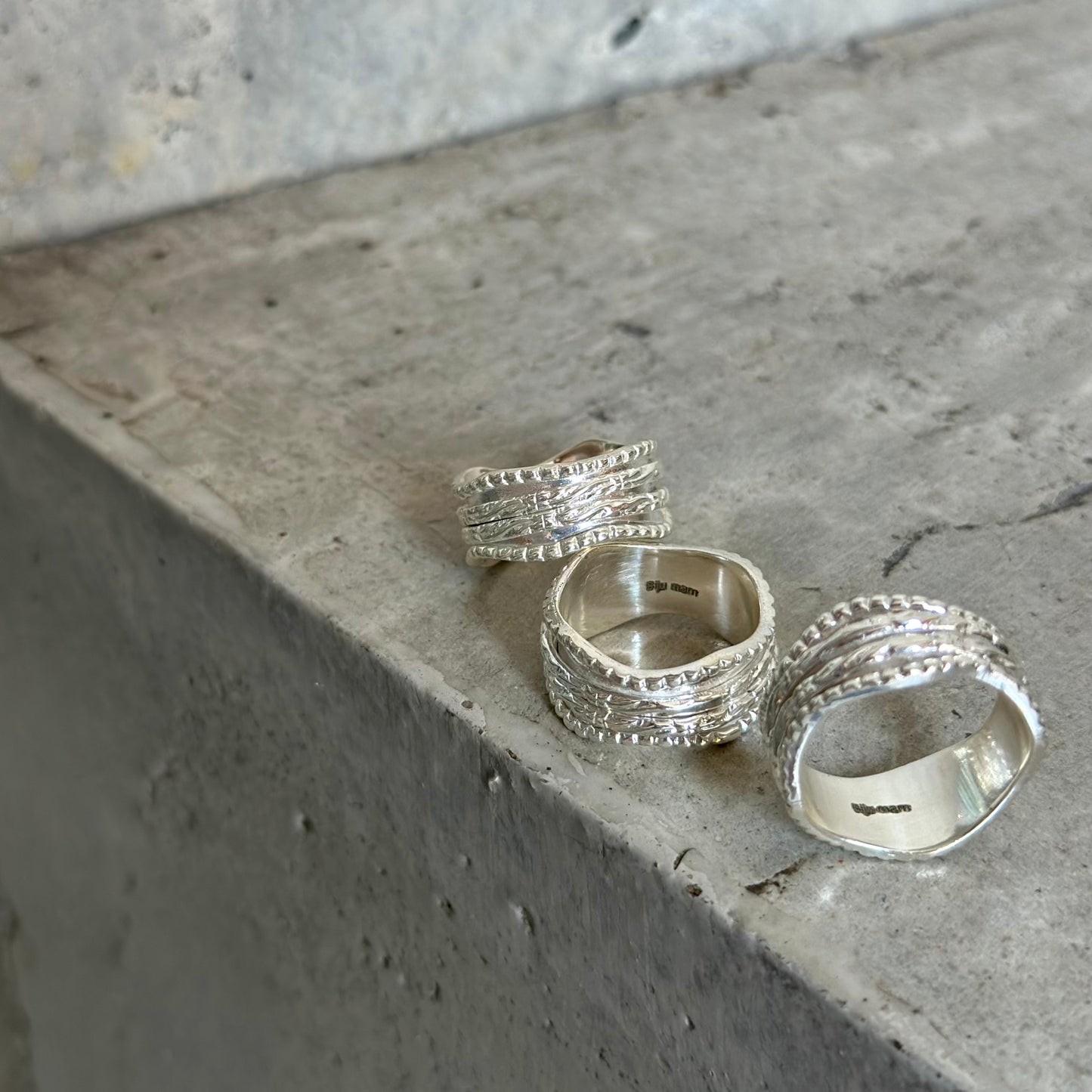 Rolling ring 23