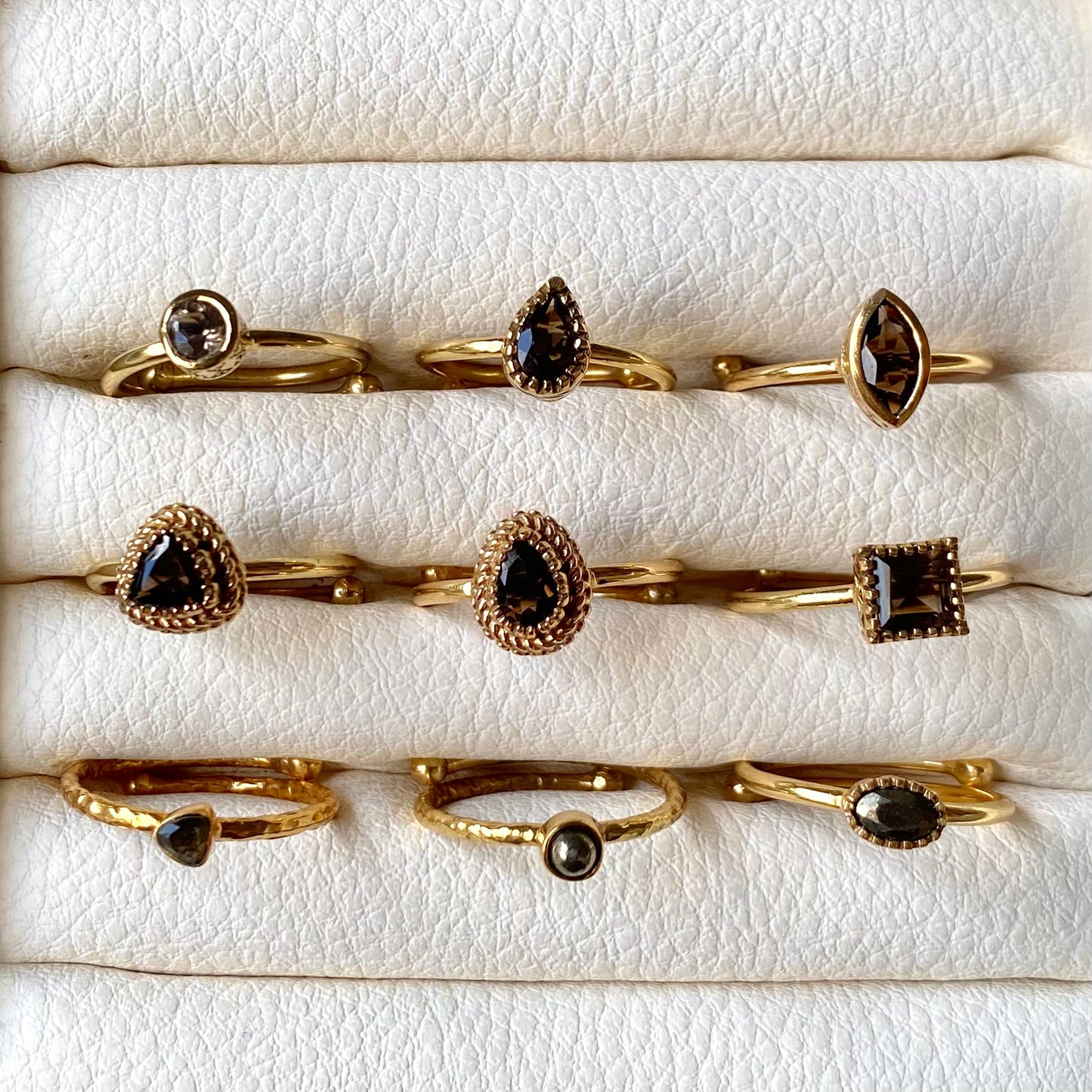 Brass petit ring〈brown〉
