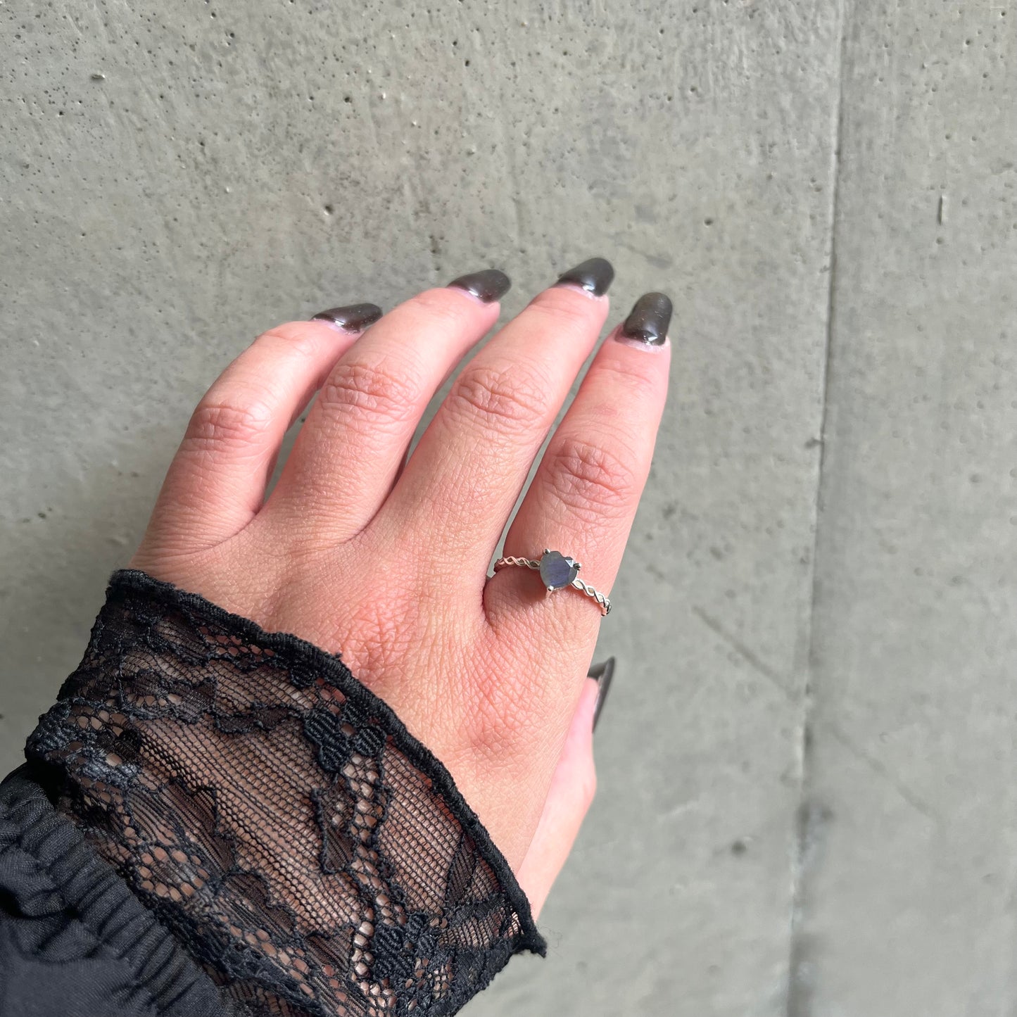 Heart petit ring 3