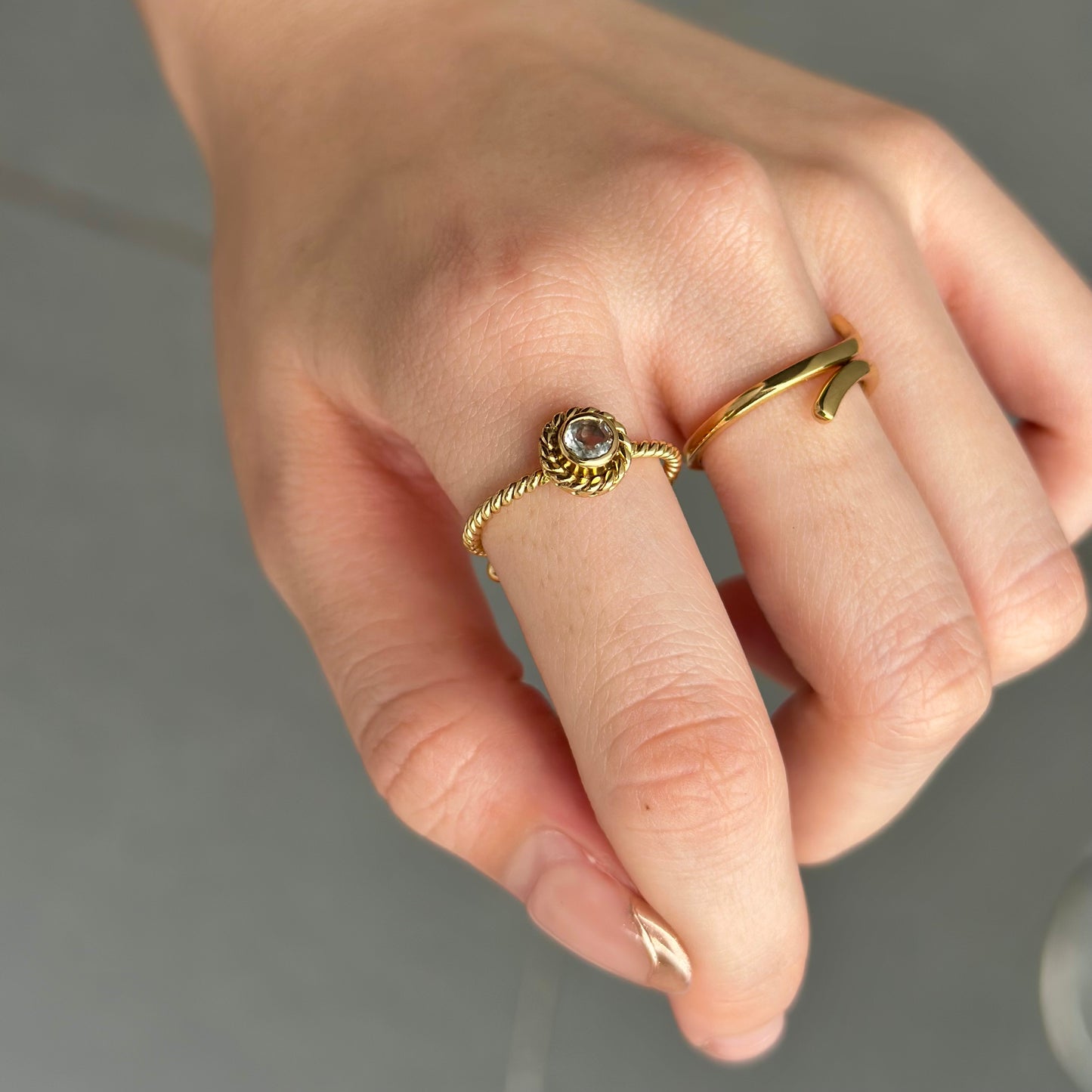 Brass petit ring〈twist 1〉
