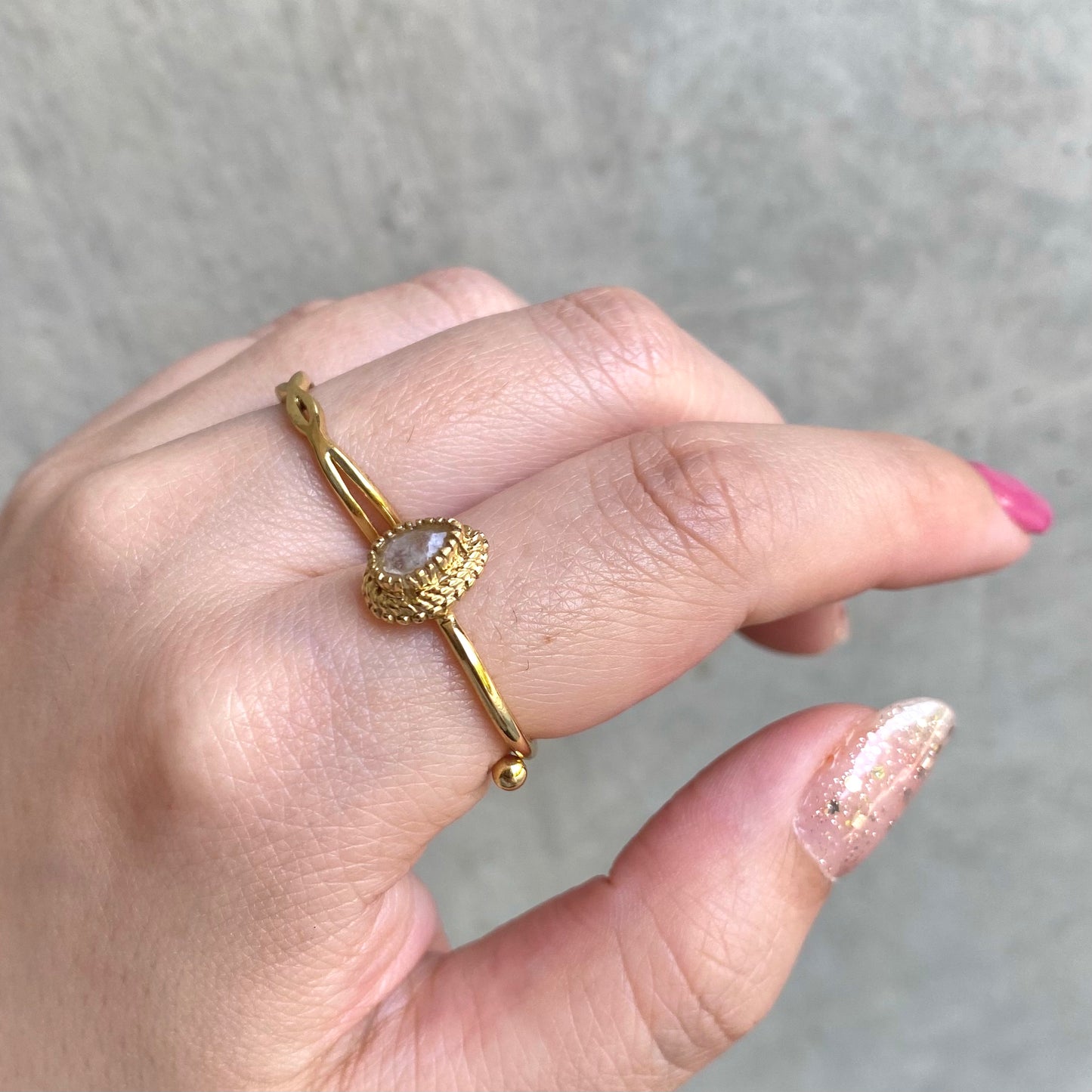 Brass petit ring 〈white/clear〉