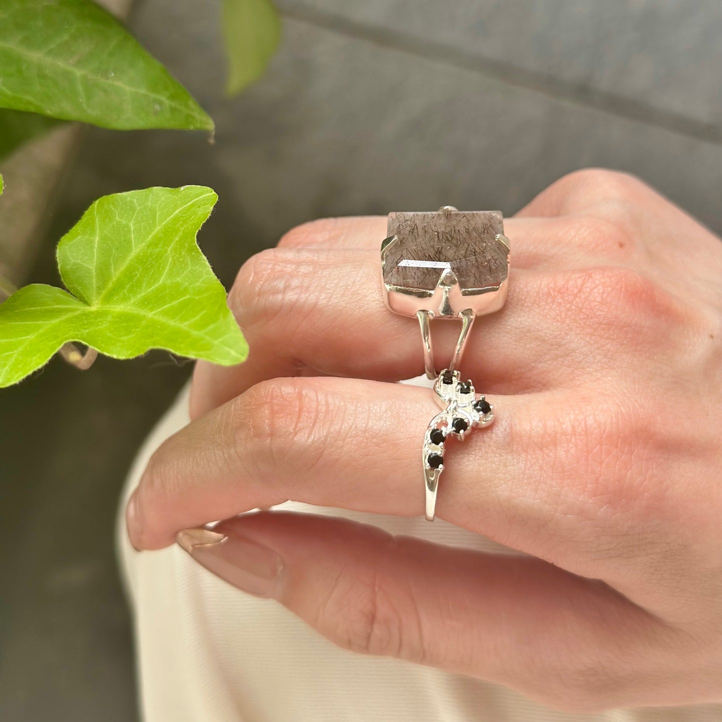 Big stone ring 2