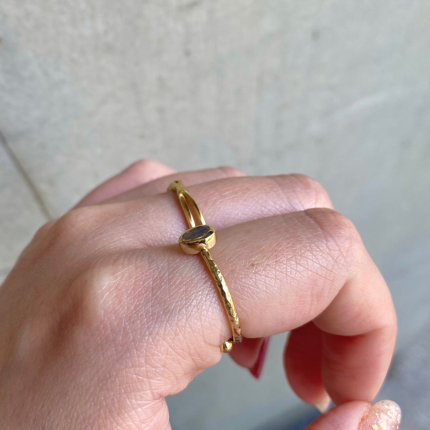 Brass petit ring〈gray〉