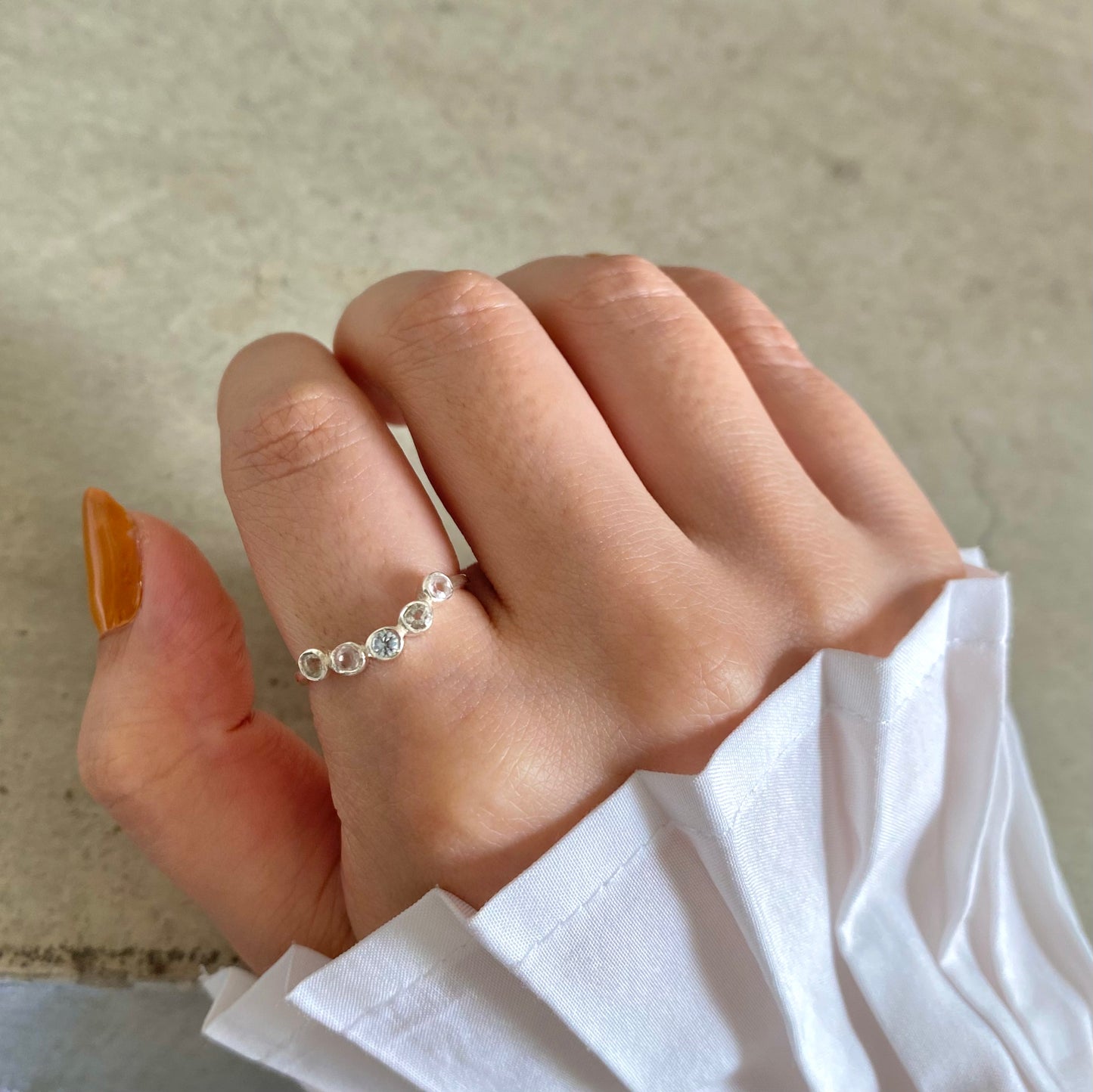 5stones design ring