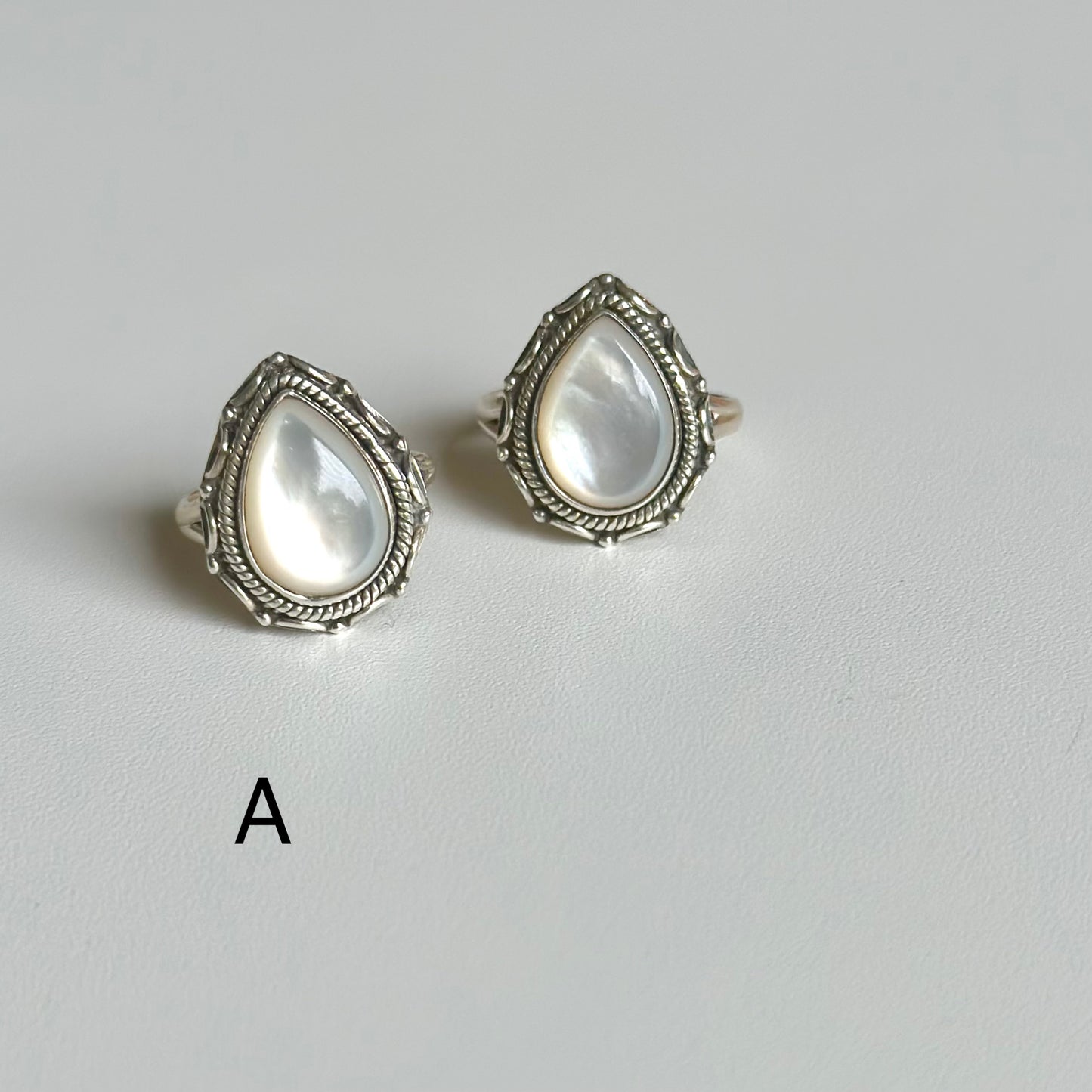Shell design ring