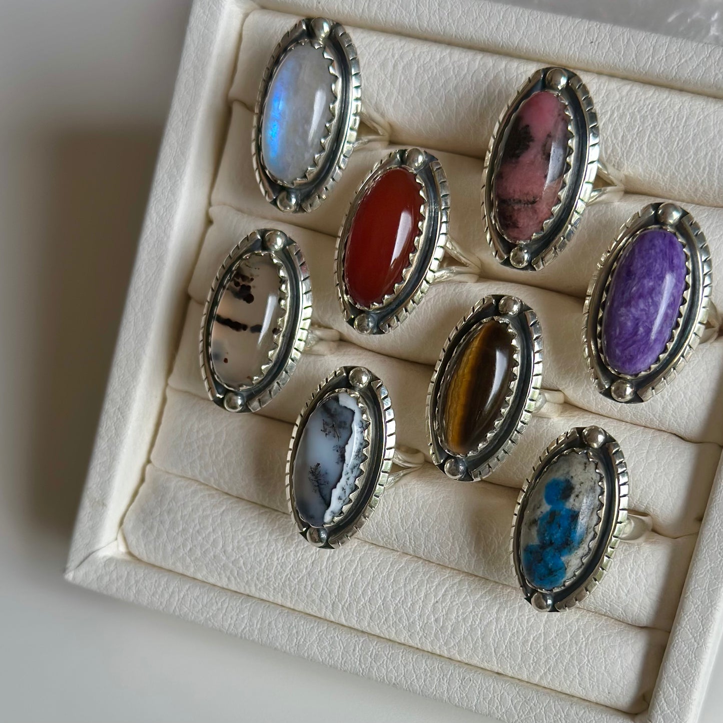 Big stone ring 1