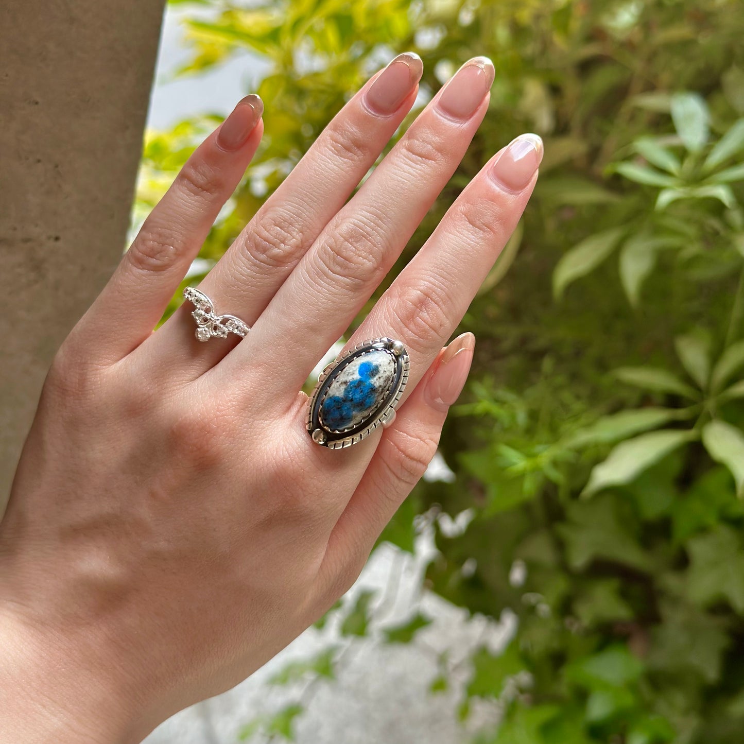 Big stone ring 1