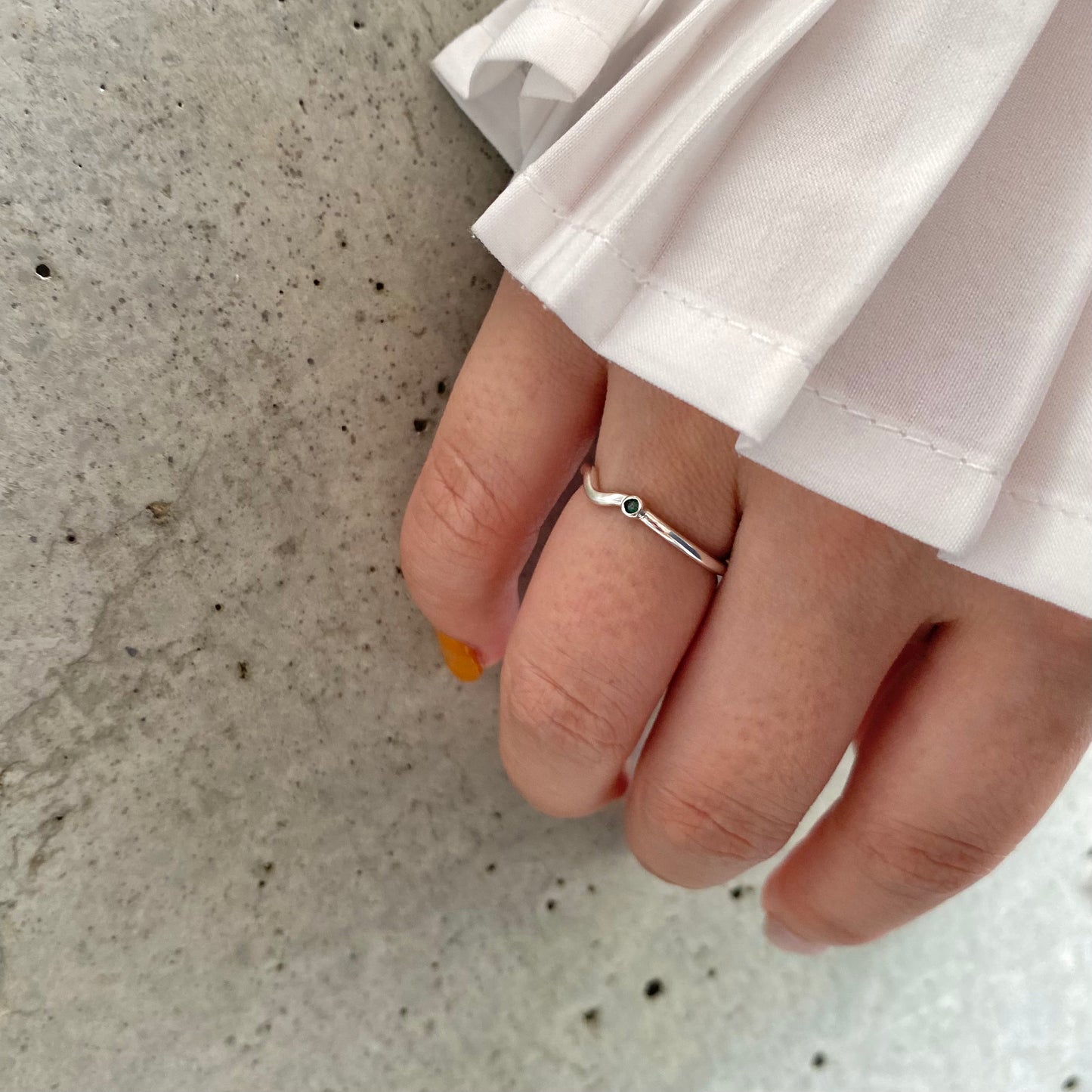 Petit stone wave ring