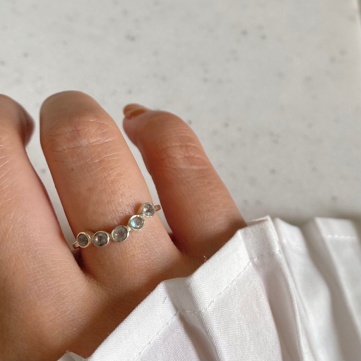 5stones design ring