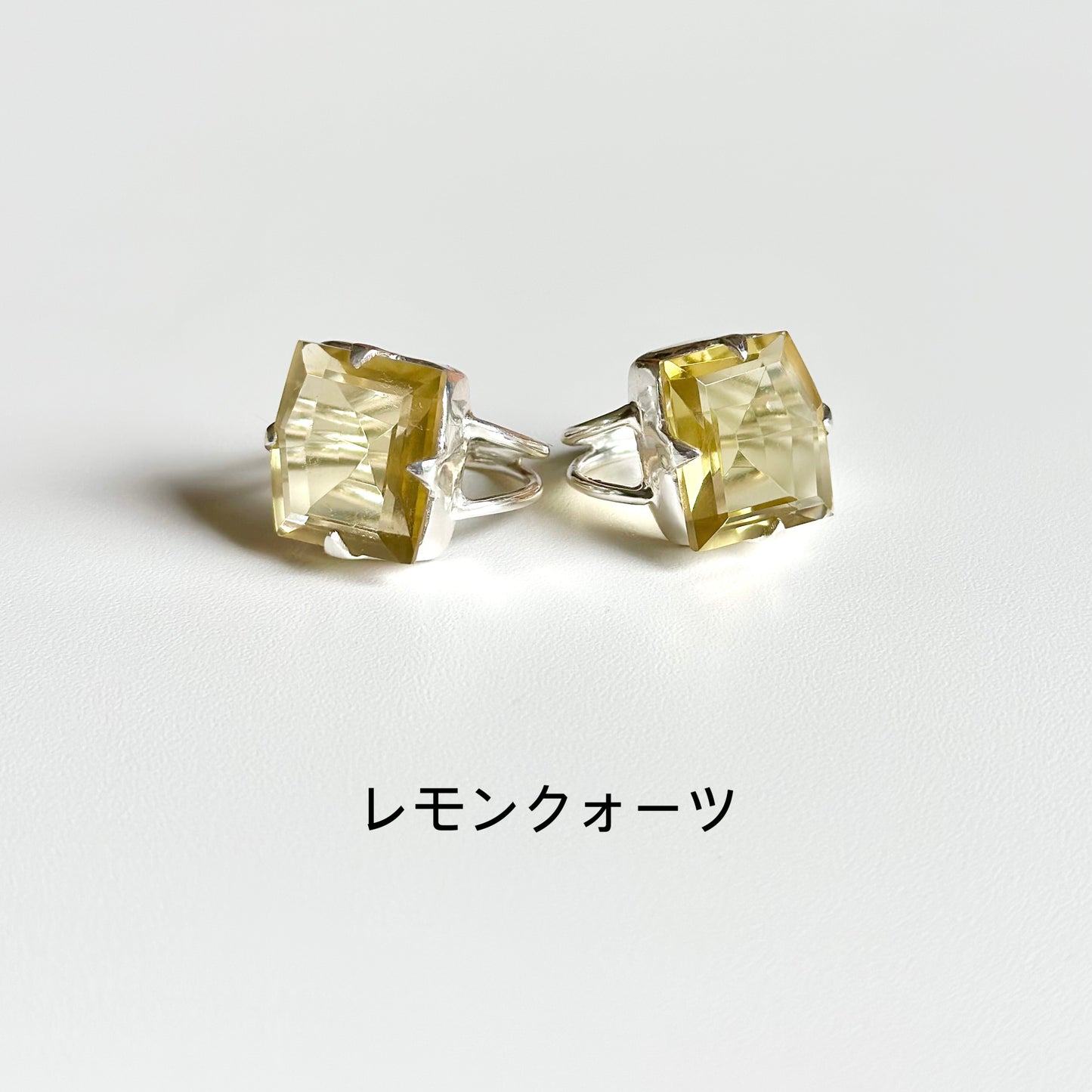 Big stone ring 2